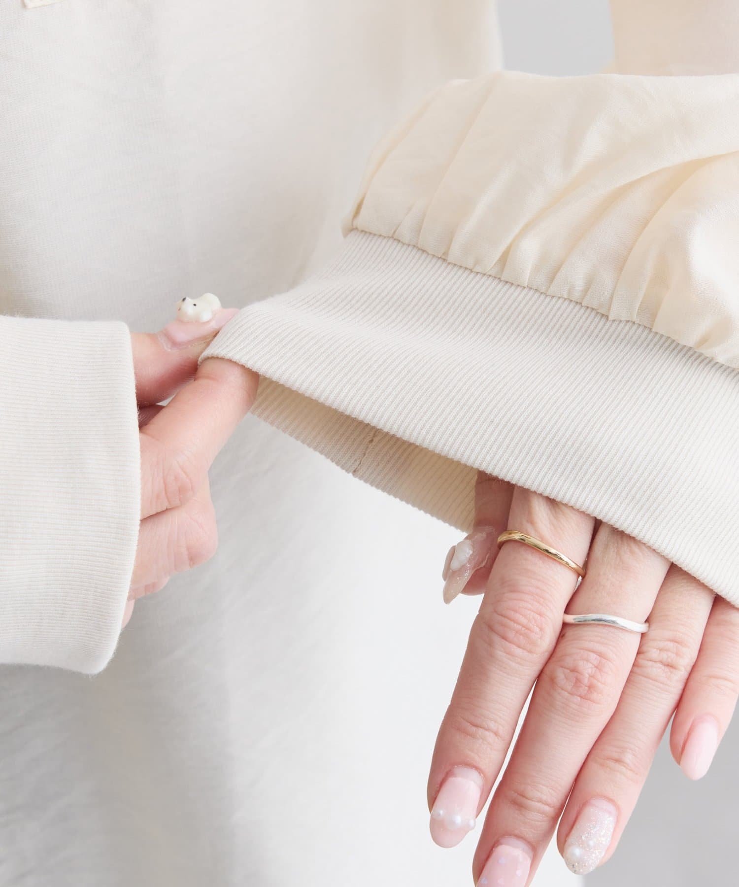 DISCOAT(ディスコート) 【Noka】袖口リブポケ付ブラウス