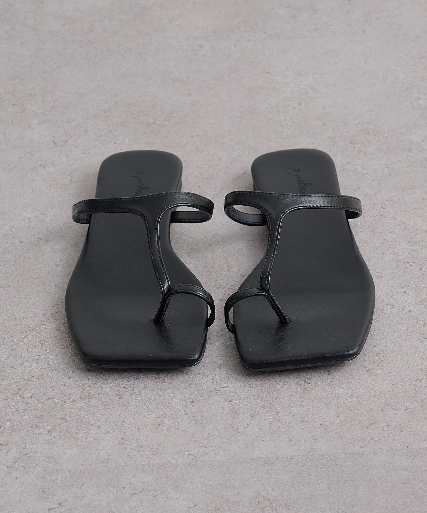 OUTLET(アウトレット) 【Omekashi】フラットトングサンダル