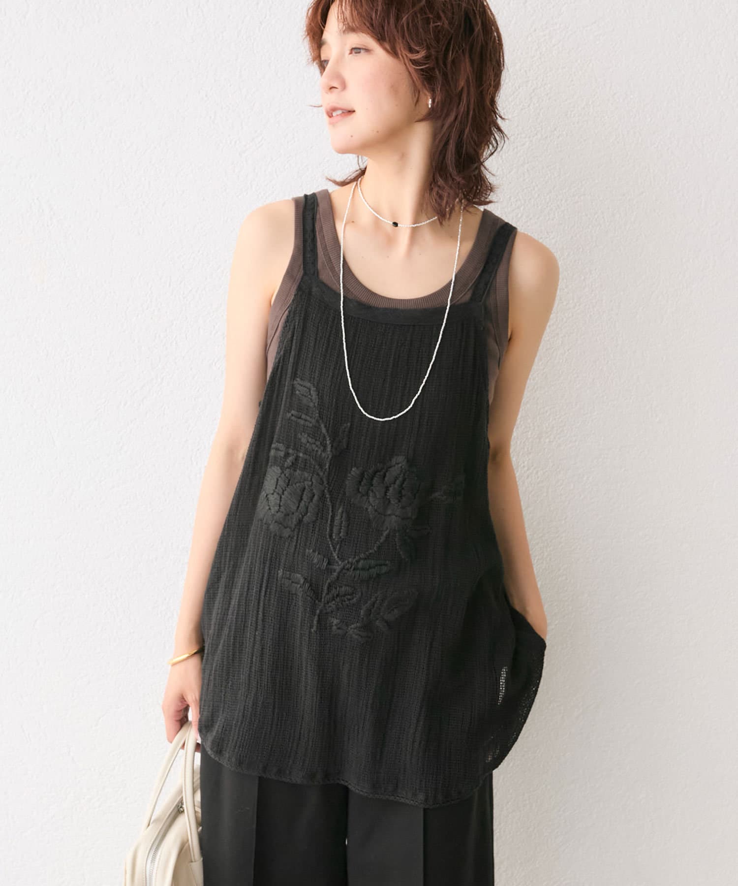 OUTLET(アウトレット) 【RIVE DROITE】ハンド刺繍キャミソール