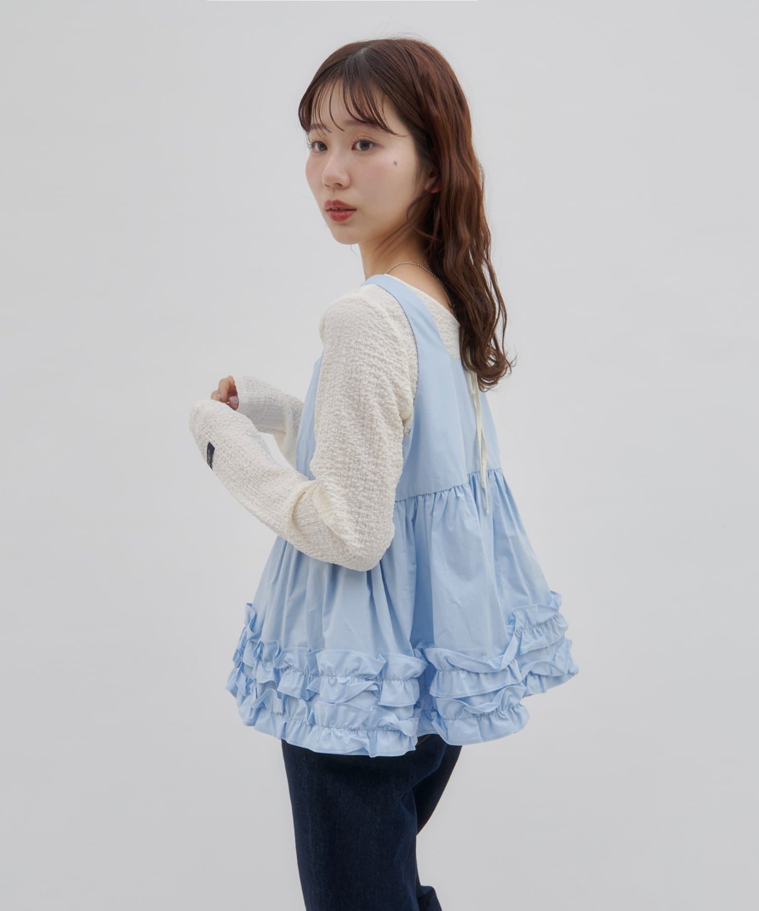 DISCOAT(ディスコート) 【SS先行予約/umm.】裾フリルノースリブラウス