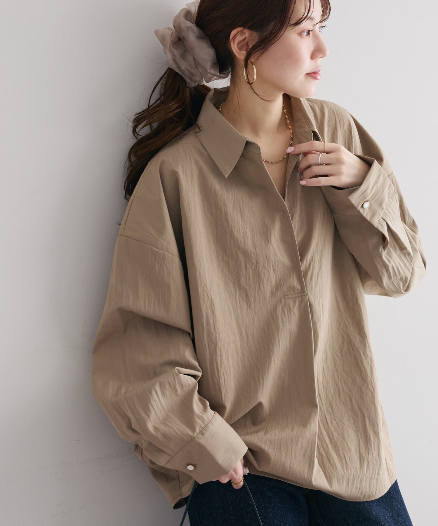 DISCOAT(ディスコート) 【Noka】衿付スキッパーブラウス