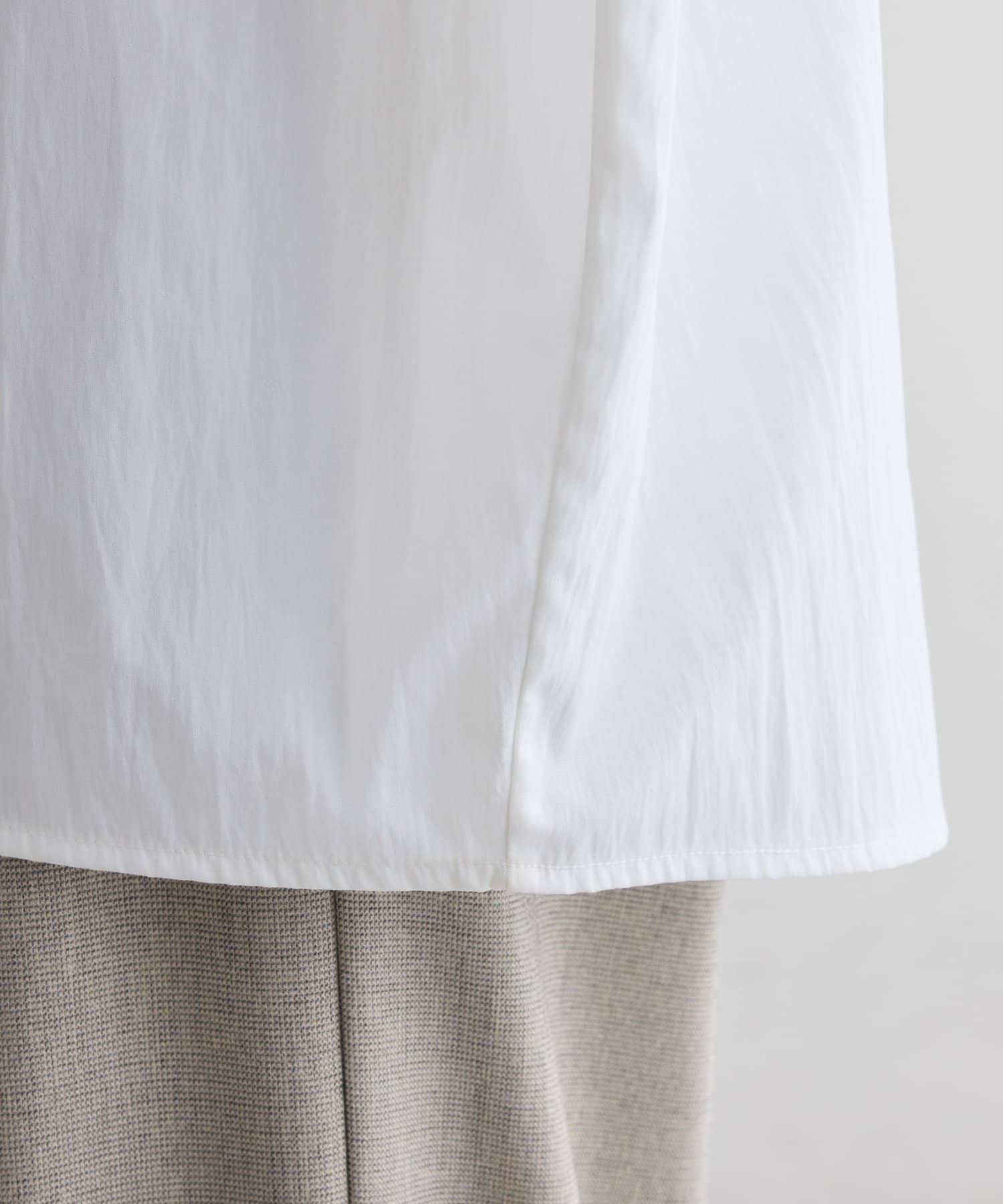 DISCOAT(ディスコート) 【Noka】衿付スキッパーブラウス