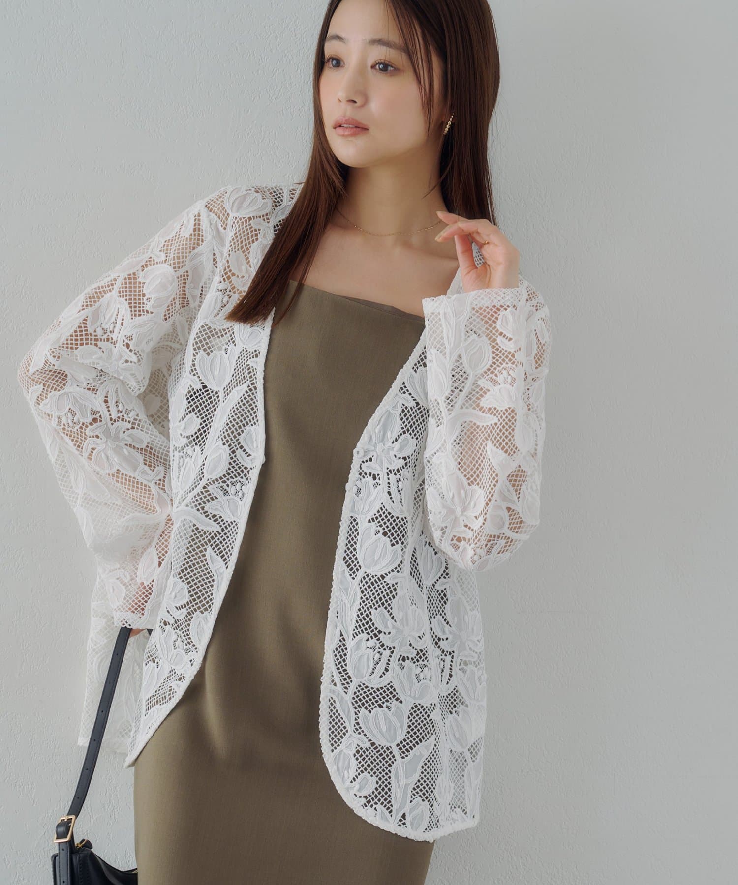 DISCOAT(ディスコート) 【Noka】コード刺繍レースノーカラーカーデ