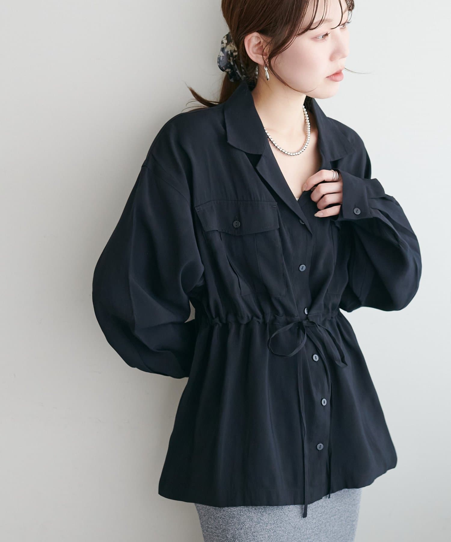 DISCOAT(ディスコート) 【Noka】開襟ドロストチュニックブラウス