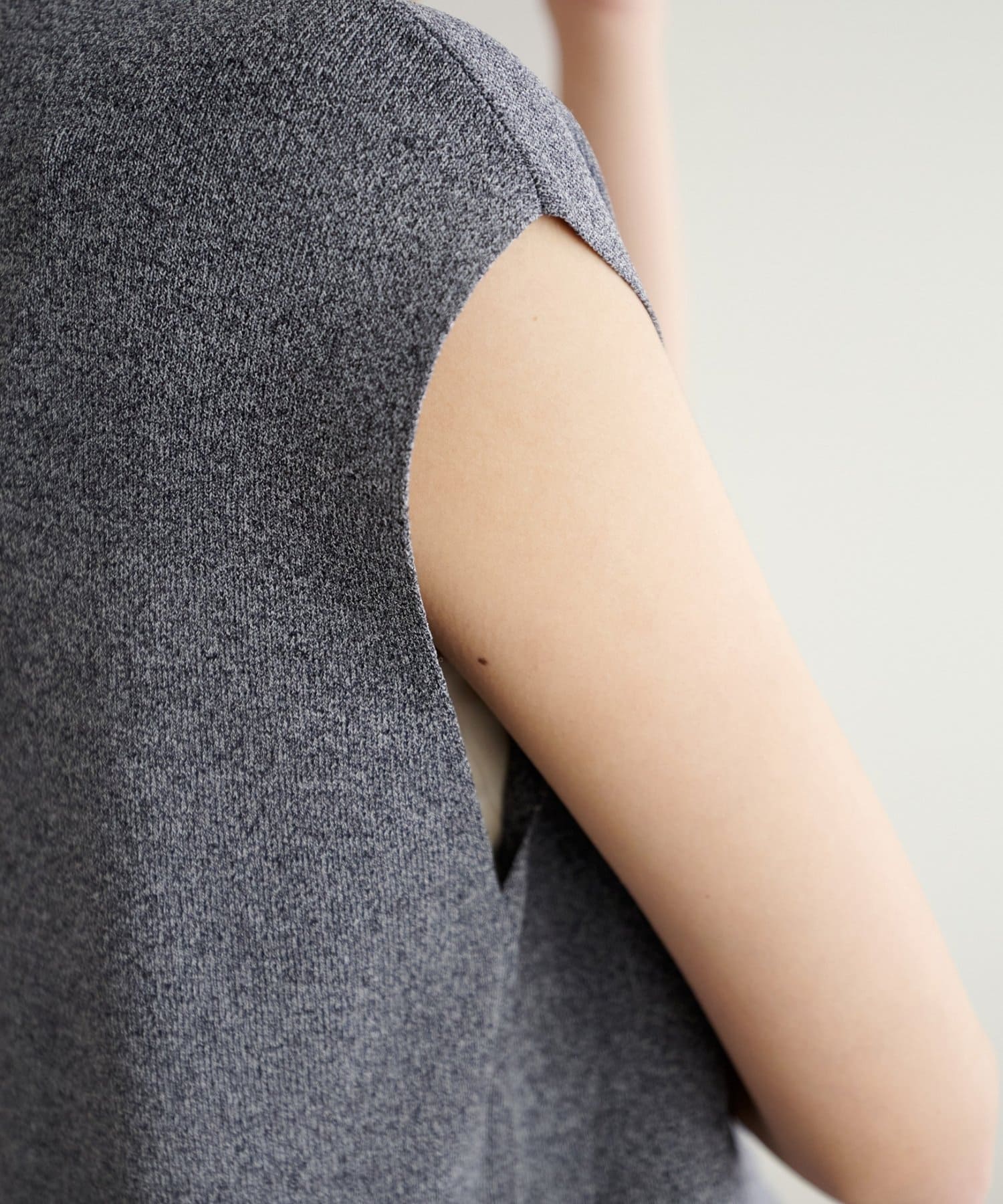 DISCOAT(ディスコート) 【Noka】接触冷感ニットベスト