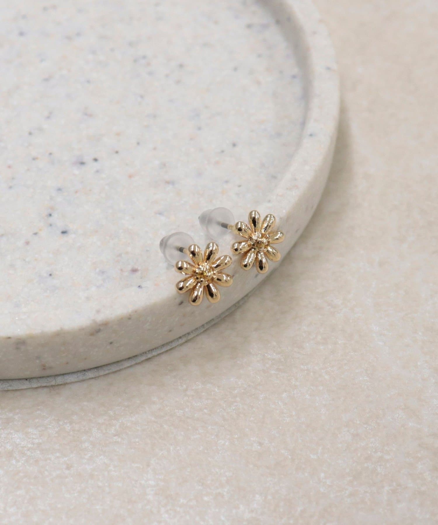 FREDY & GLOSTER(フレディ アンド グロスター) マーガレットピアス