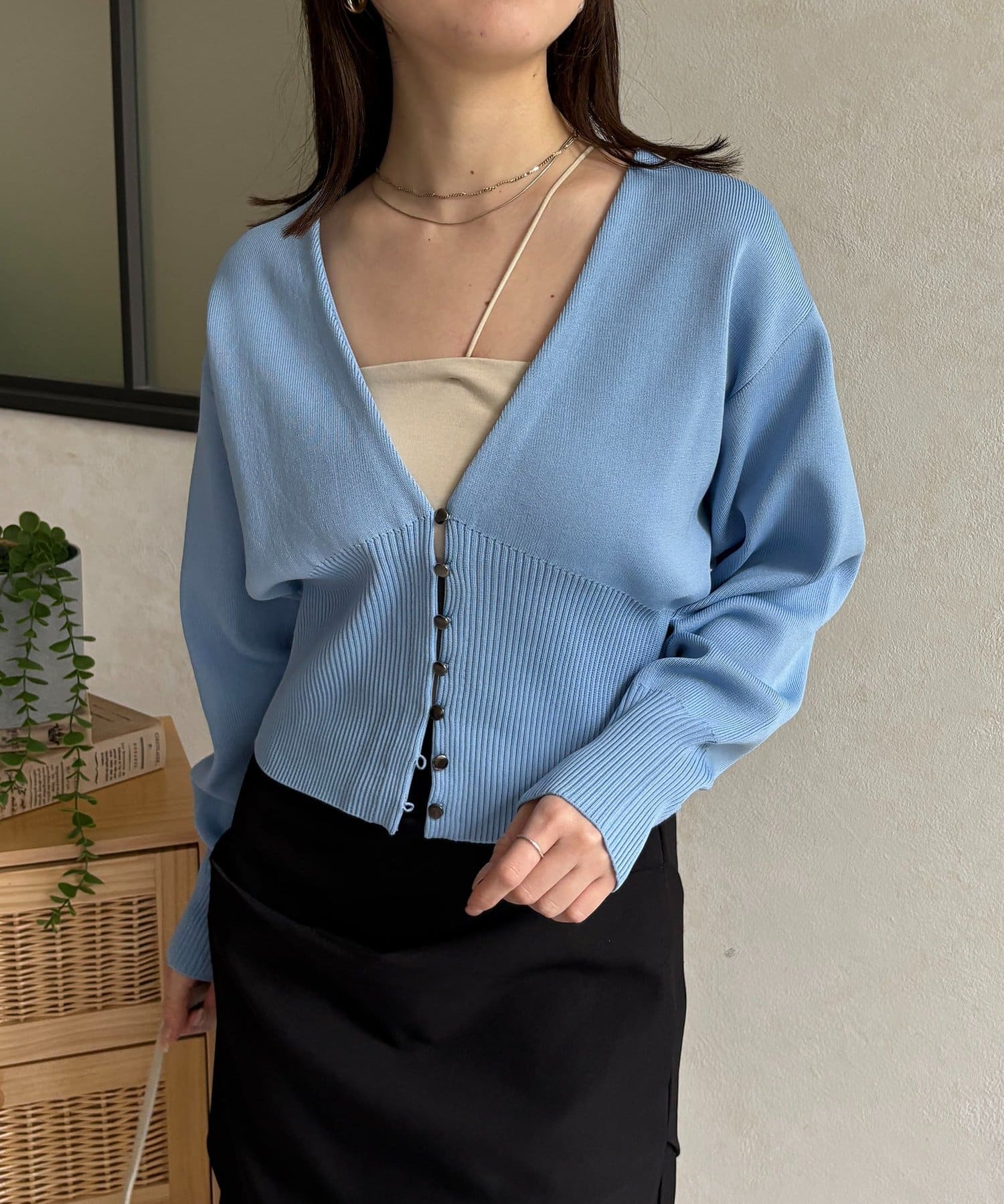 Thevon.(ゼヴォン) スポンジヤーン深Vネックカーディガン