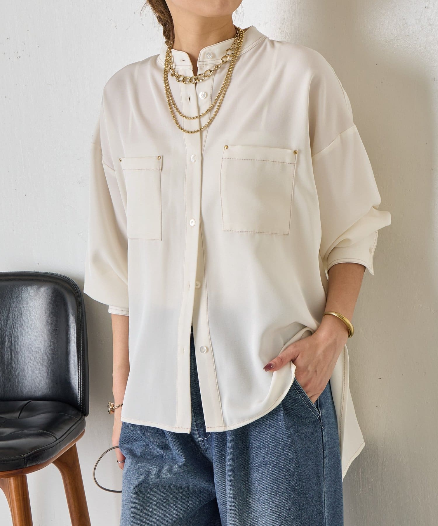 Jena　espace merveilleux(ジェナ　エスパスメルヴェイユ) スタッズポケットシャツ