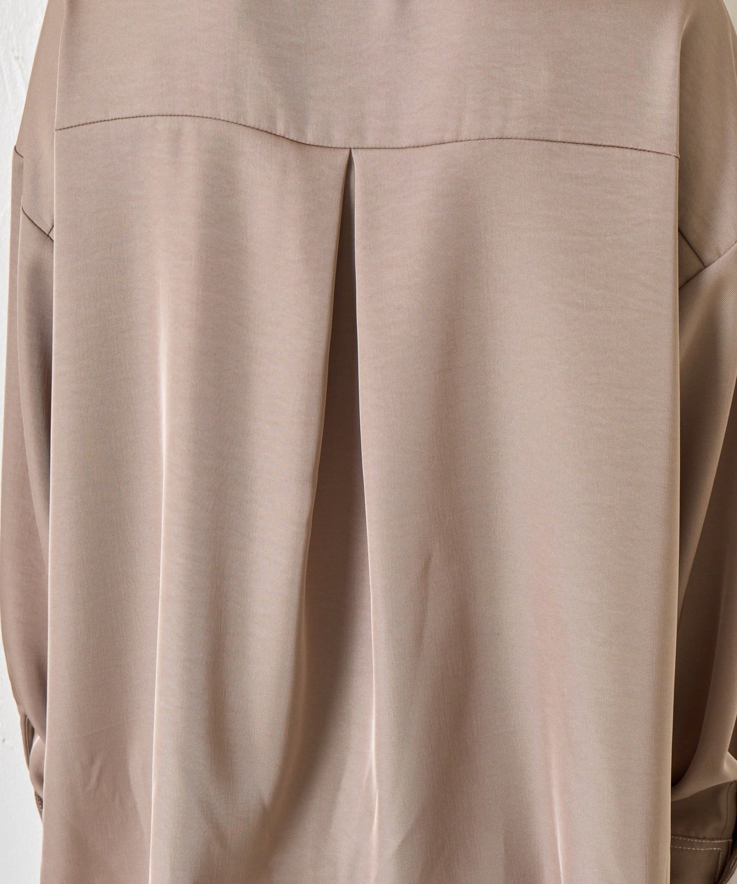 Jena　espace merveilleux(ジェナ　エスパスメルヴェイユ) スタッズポケットシャツ