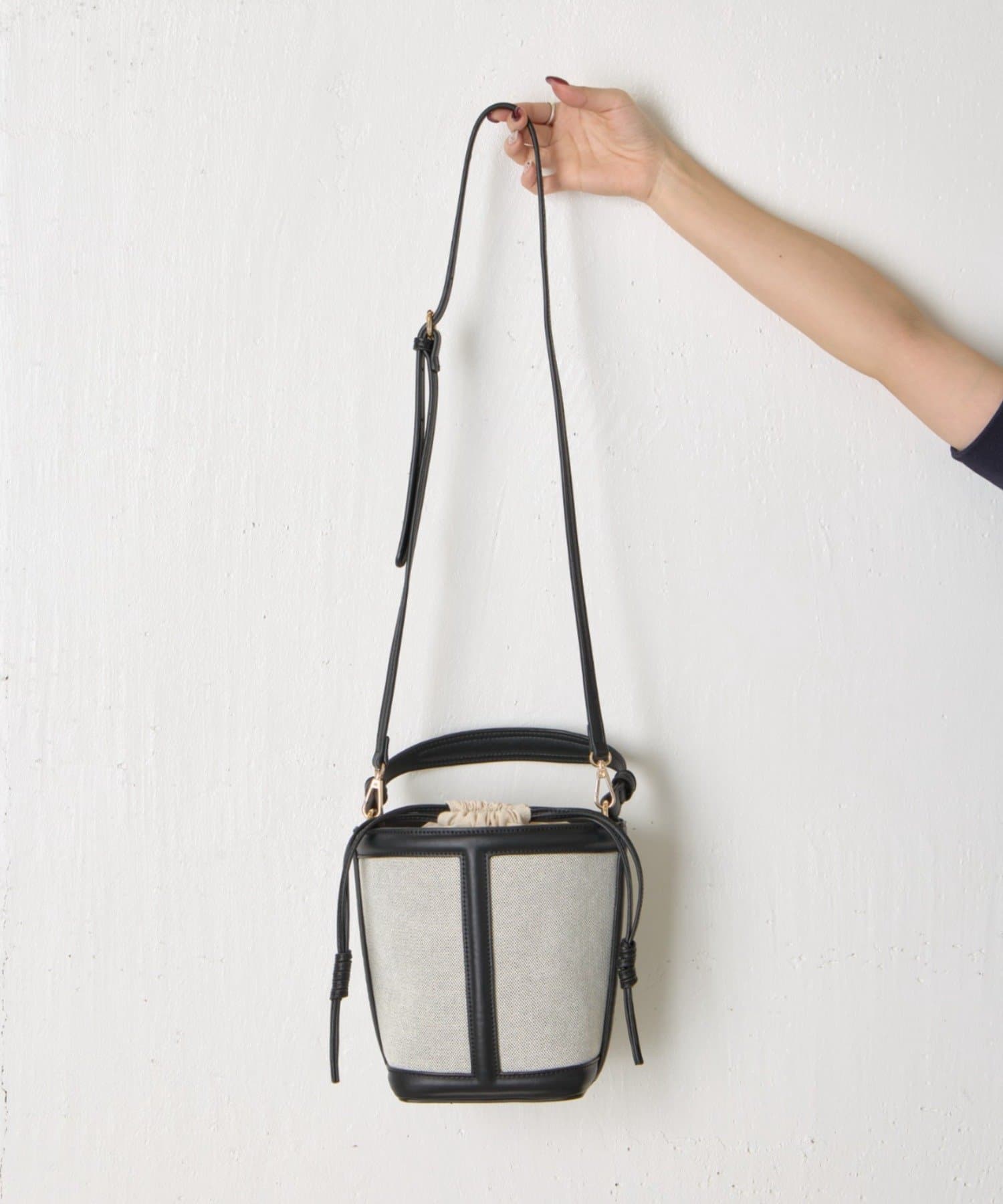 Jena　espace merveilleux(ジェナ　エスパスメルヴェイユ) エルガリーハンドバッグ