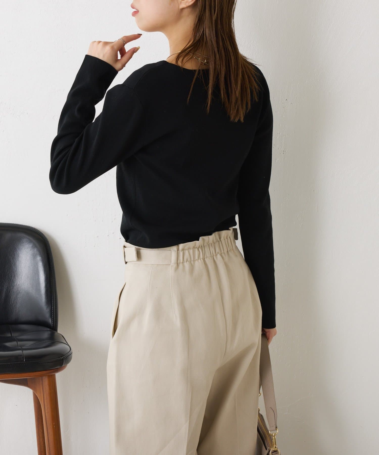 Jena　espace merveilleux(ジェナ　エスパスメルヴェイユ) 【好評につきコンパクトサイズ登場】スクエアネックニット