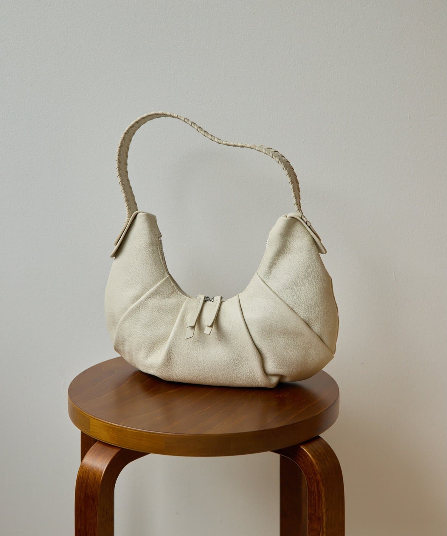 Whim Gazette(ウィム ガゼット) 【Hoaw.】ホーボーバッグ