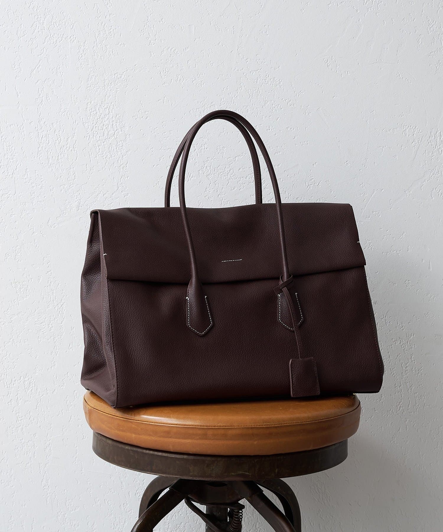 Whim Gazette(ウィム ガゼット) 【Hoaw.】スクエアフラップボストン