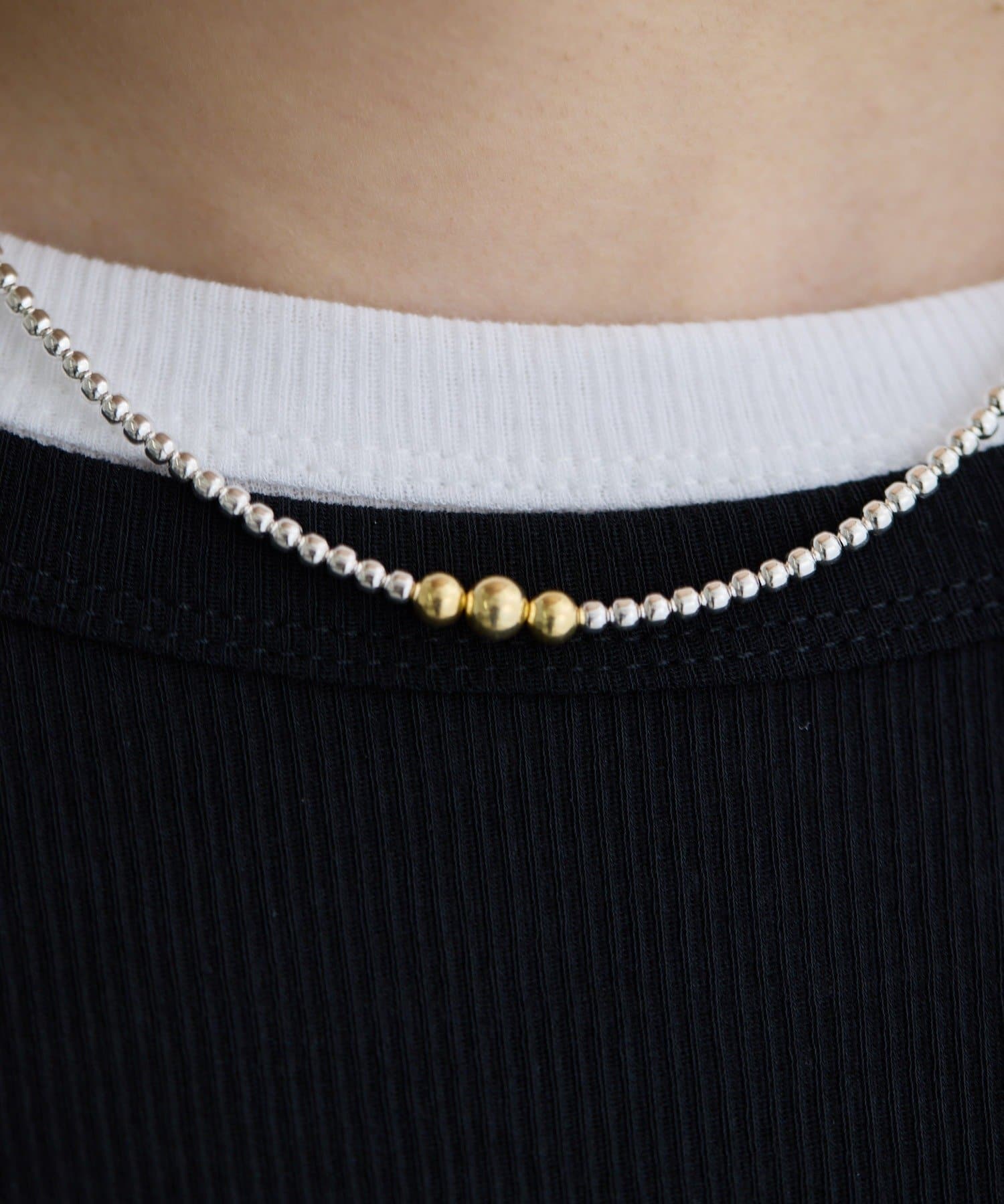 ear PAPILLONNER(イア パピヨネ) 《スターリングシルバー/ゴールドメッキ使用》ゴールドトップナバホパール3×40ネックレス