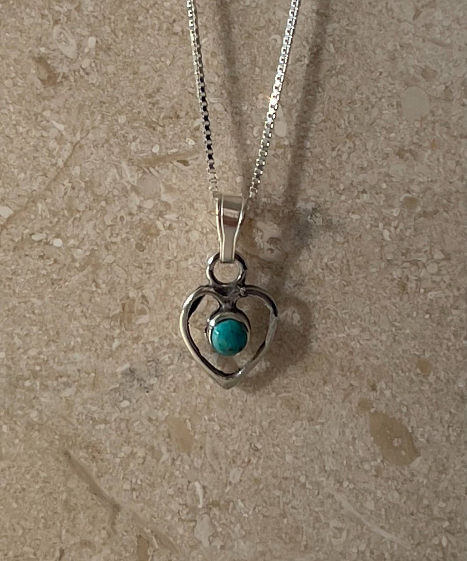 ear PAPILLONNER(イア パピヨネ) 《スターリングシルバー使用》プチハートネックレス