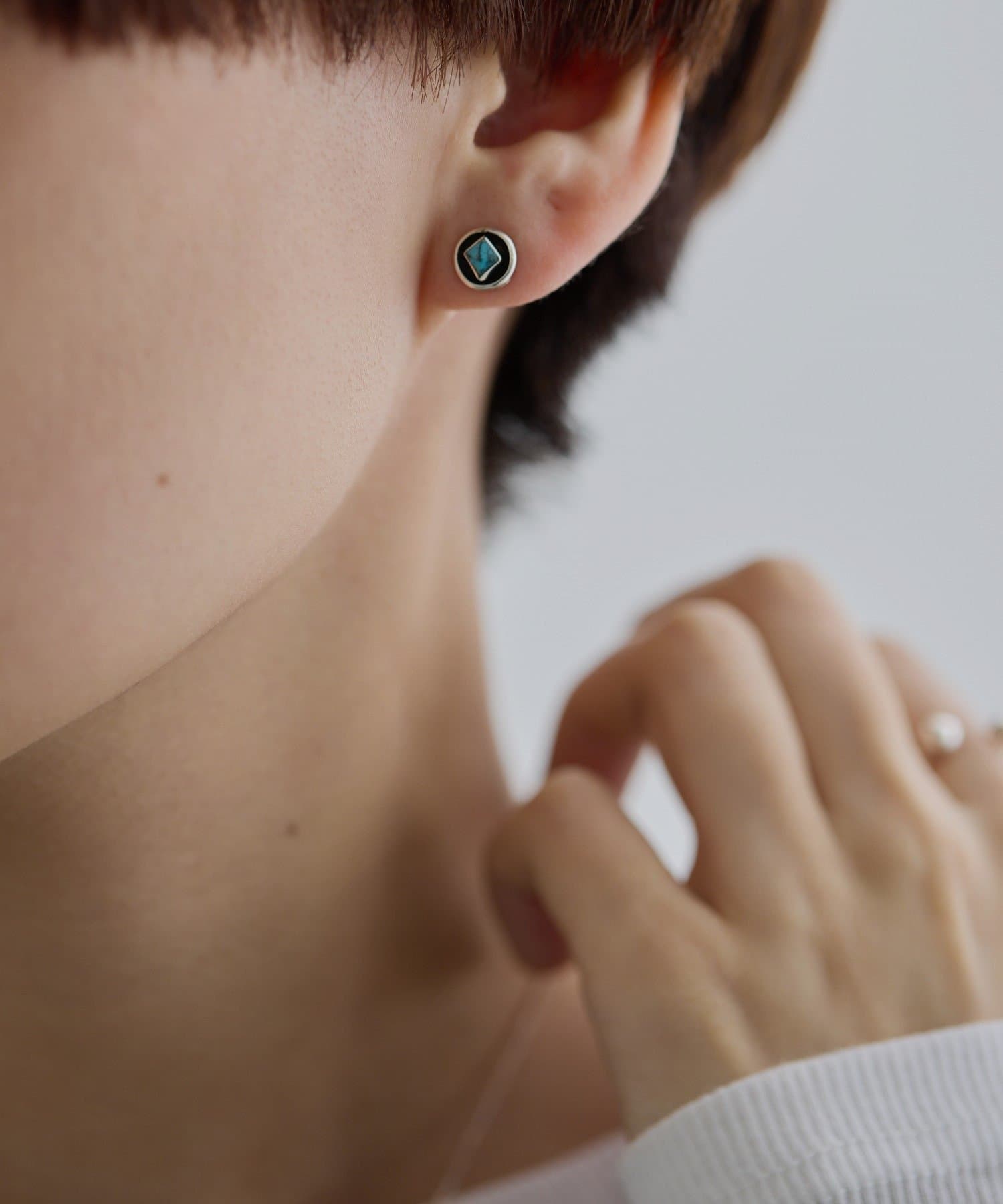 ear PAPILLONNER(イア パピヨネ) 《スターリングシルバー使用》プチサークルピアス