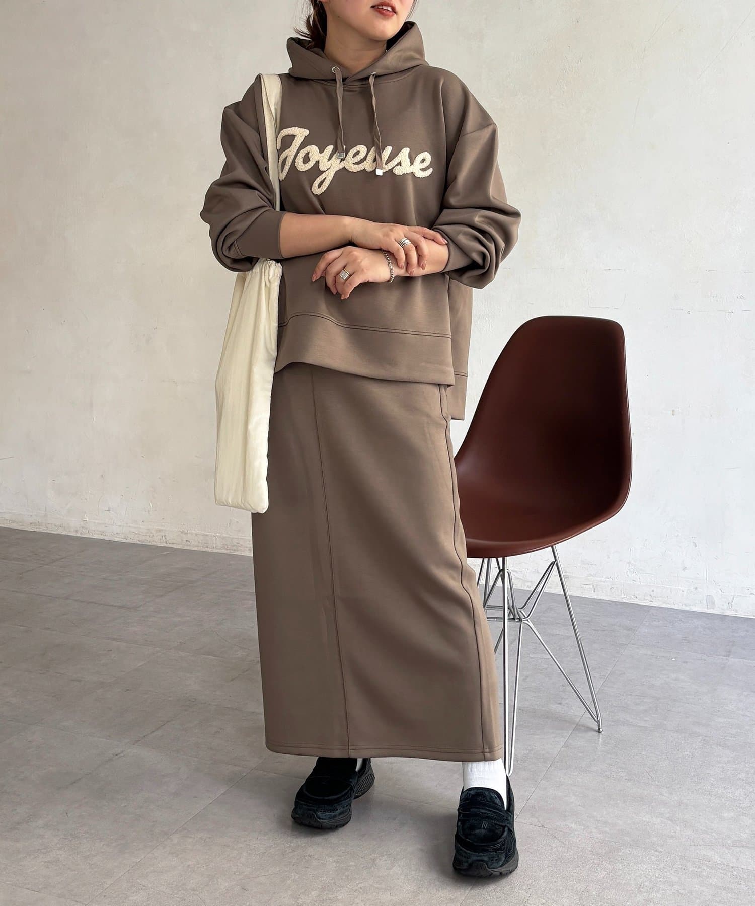 CPCM(シーピーシーエム) フーディー×ナロースカートセットアップ