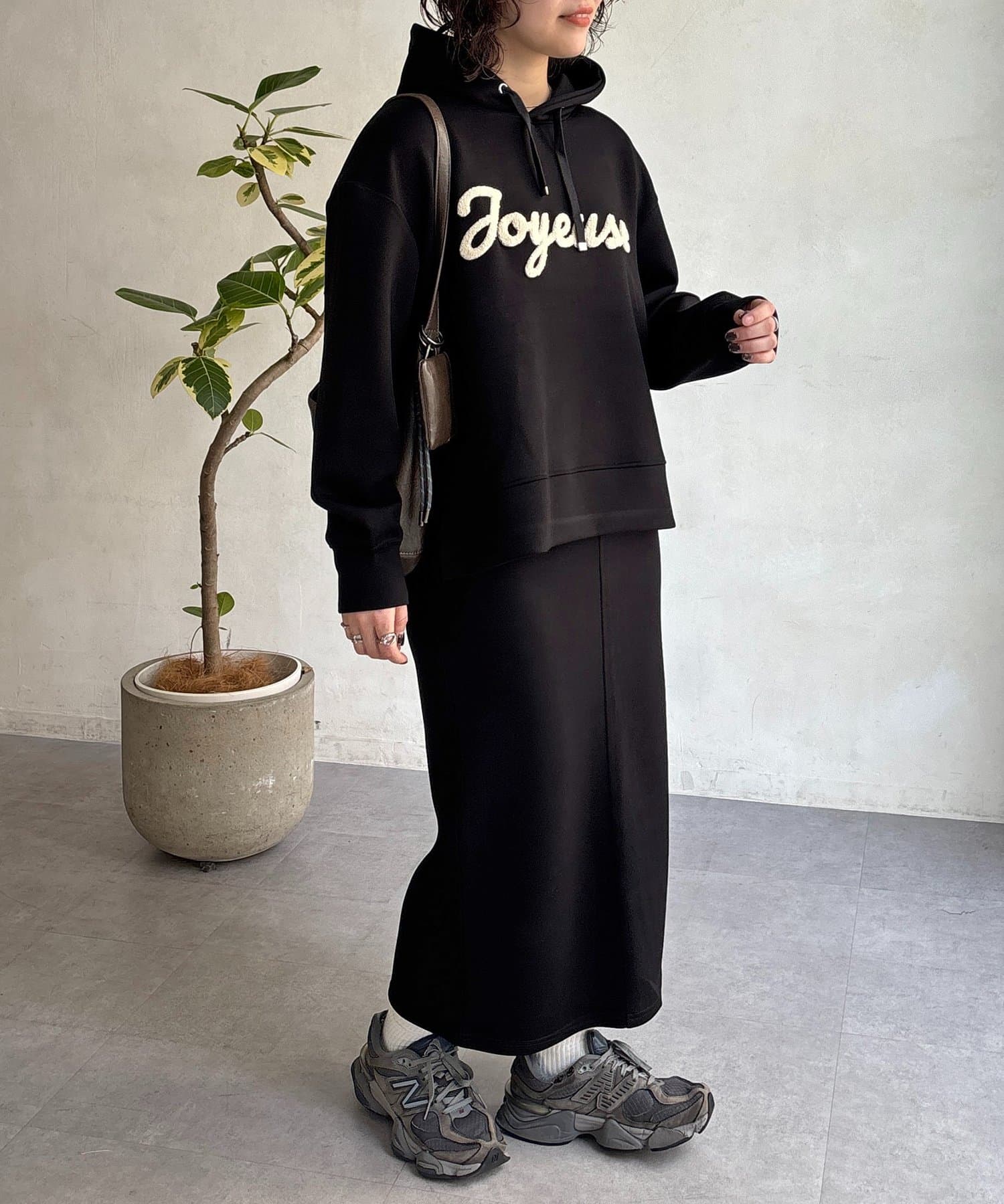 CPCM(シーピーシーエム) フーディー×ナロースカートセットアップ