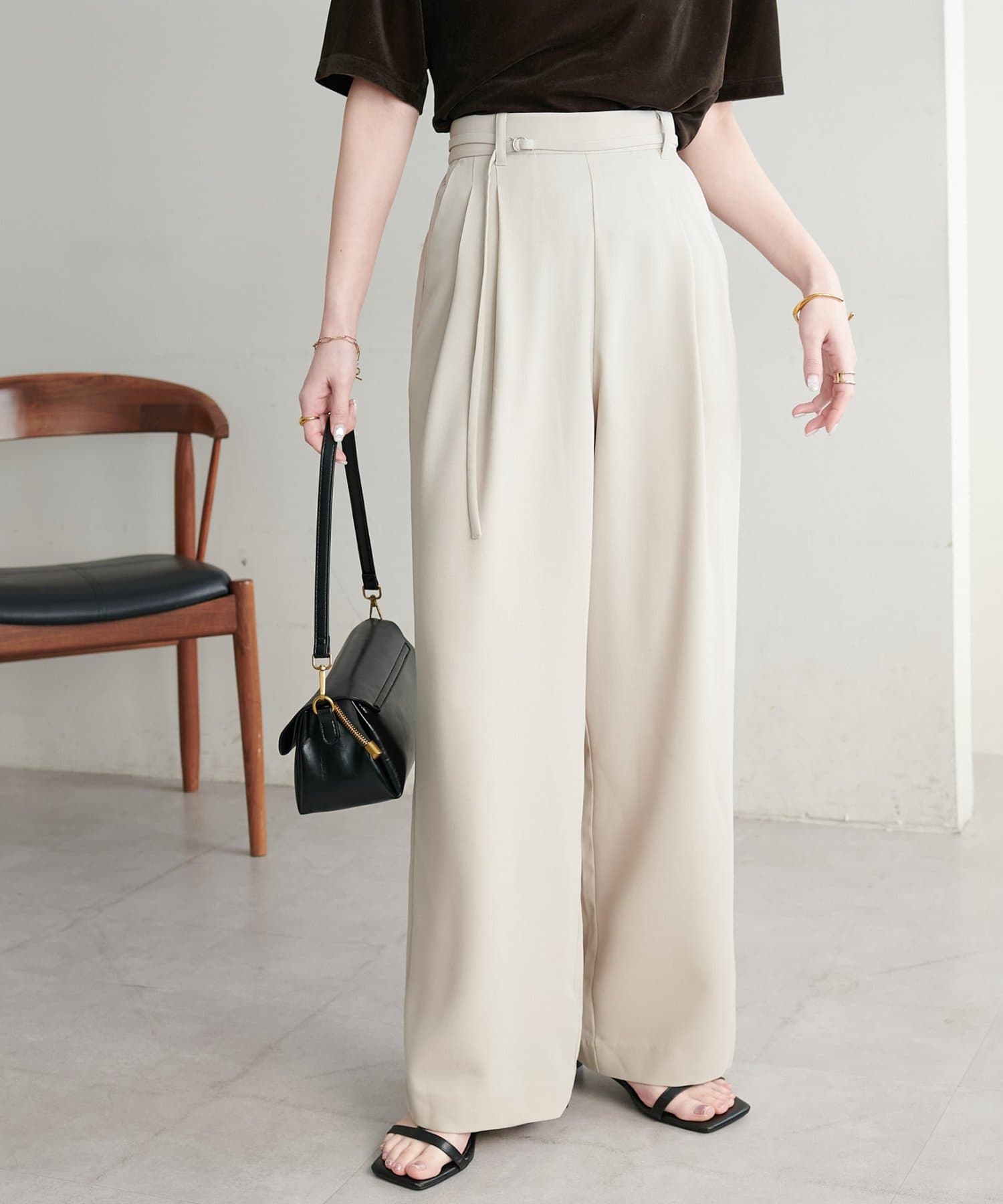 DISCOAT(ディスコート) 【Noka】2タックストレートパンツ