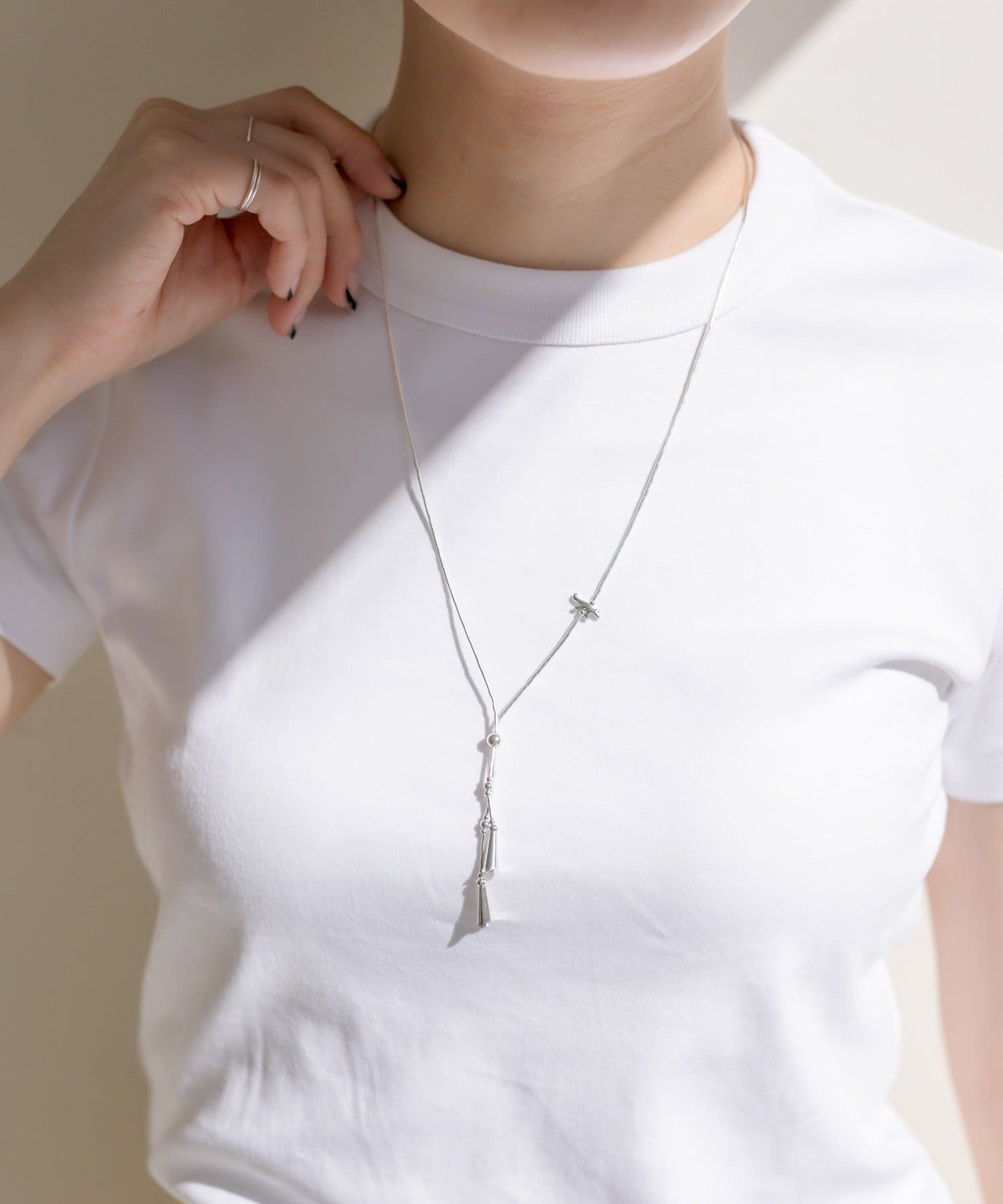 ear PAPILLONNER(イア パピヨネ) 《スターリングシルバー使用》フェティッシュY字ネックレス