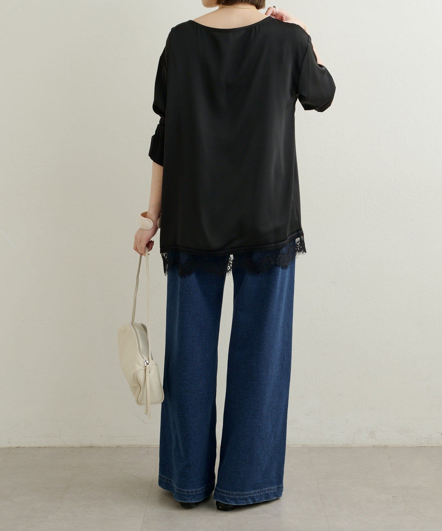 Omekashi(オメカシ) 裾レースTブラウス