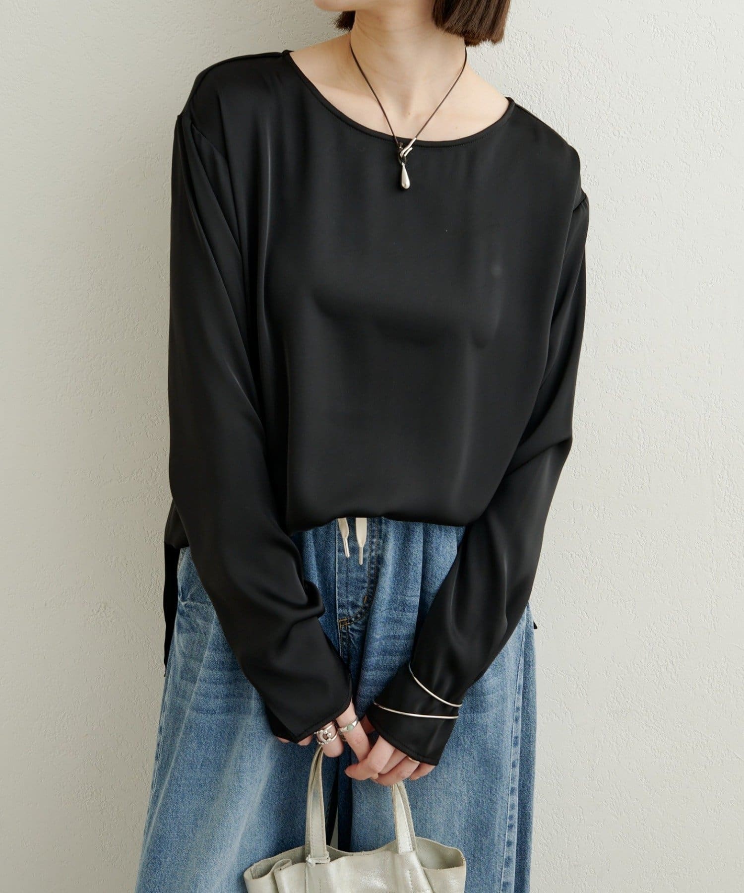 Omekashi(オメカシ) サテンTブラウス