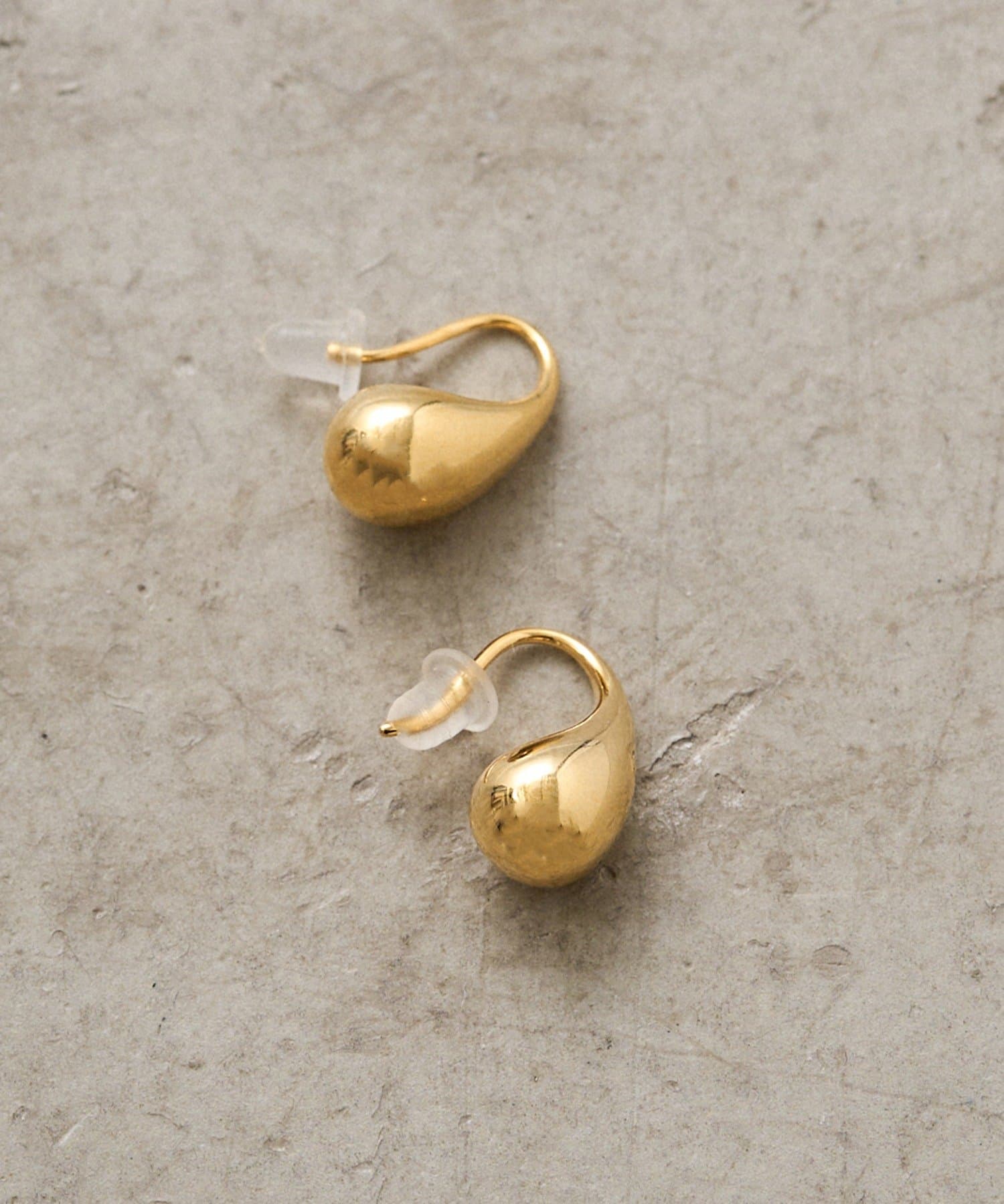 LOUNGEDRESS(ラウンジドレス) 《金属アレルギー対応/silver925》	【GALENA/ガレナ】ティアドロップピアス