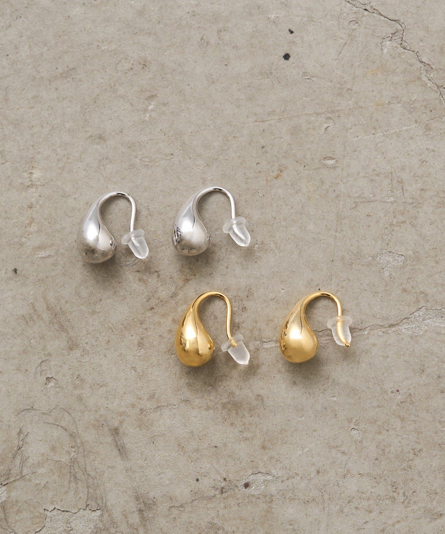 LOUNGEDRESS(ラウンジドレス) 《金属アレルギー対応/silver925》	【GALENA/ガレナ】ティアドロップピアス