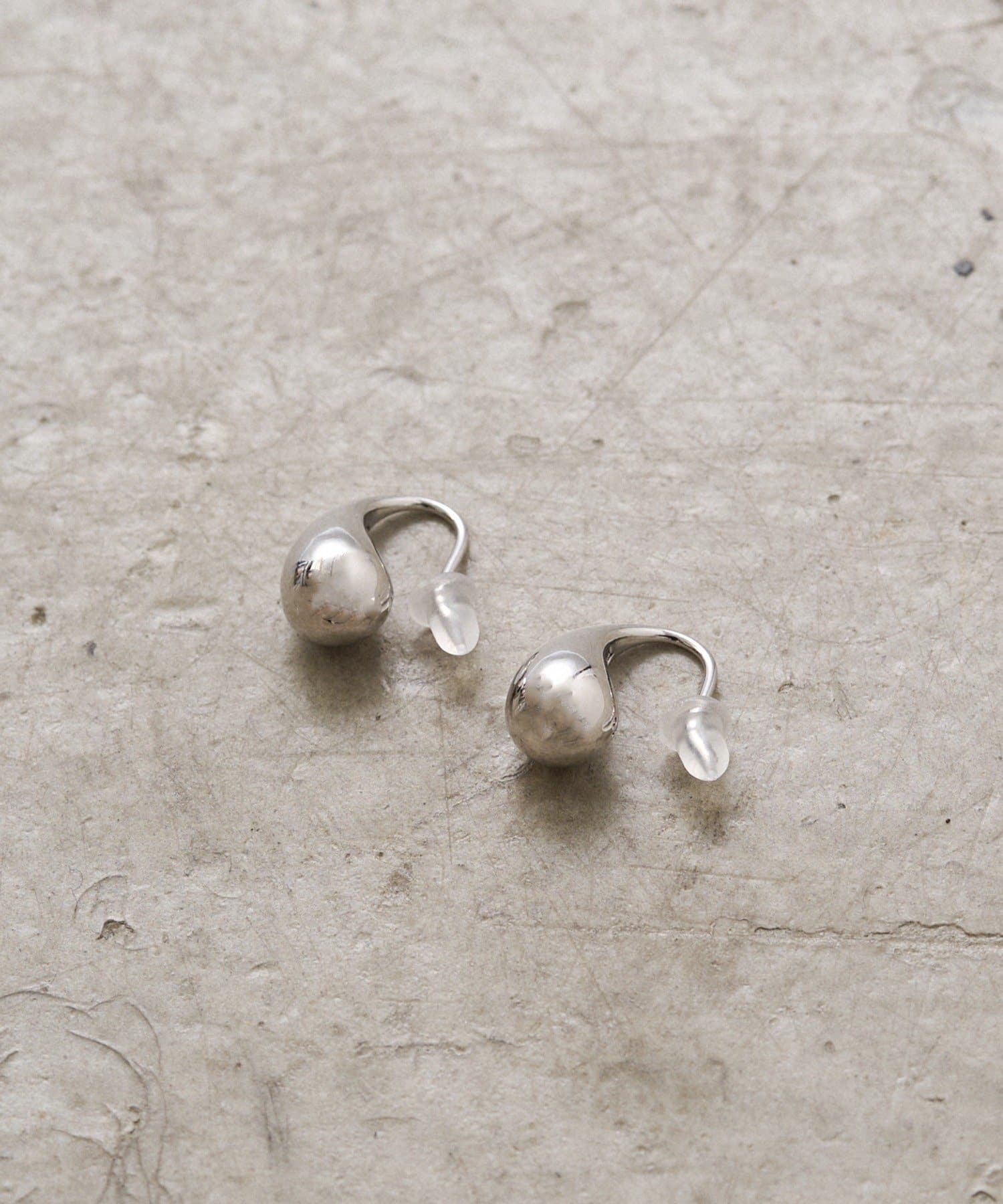 LOUNGEDRESS(ラウンジドレス) 《金属アレルギー対応/silver925》	【GALENA/ガレナ】ティアドロップピアス