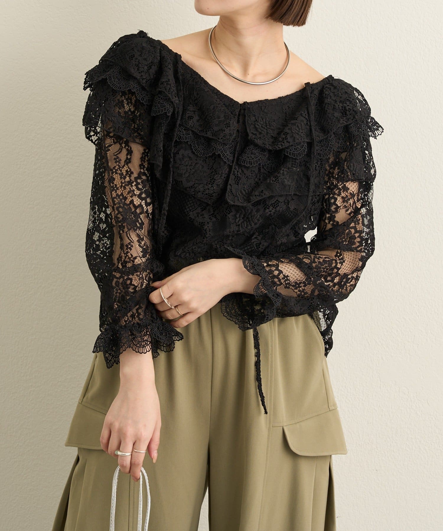 Omekashi(オメカシ) レースラッフルブラウス