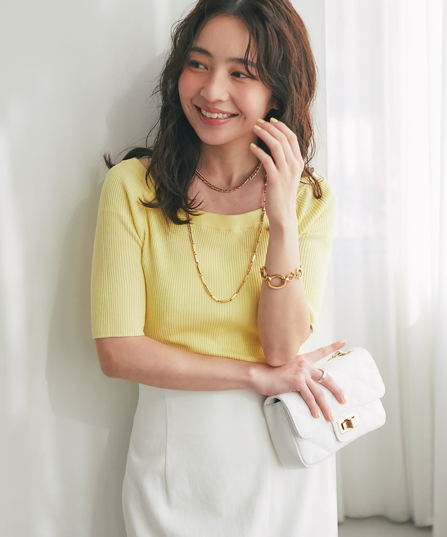 La boutique BonBon(ラブティックボンボン) 【復刻・新色イエロー登場】スパンコールリブオフショル5分袖ニット