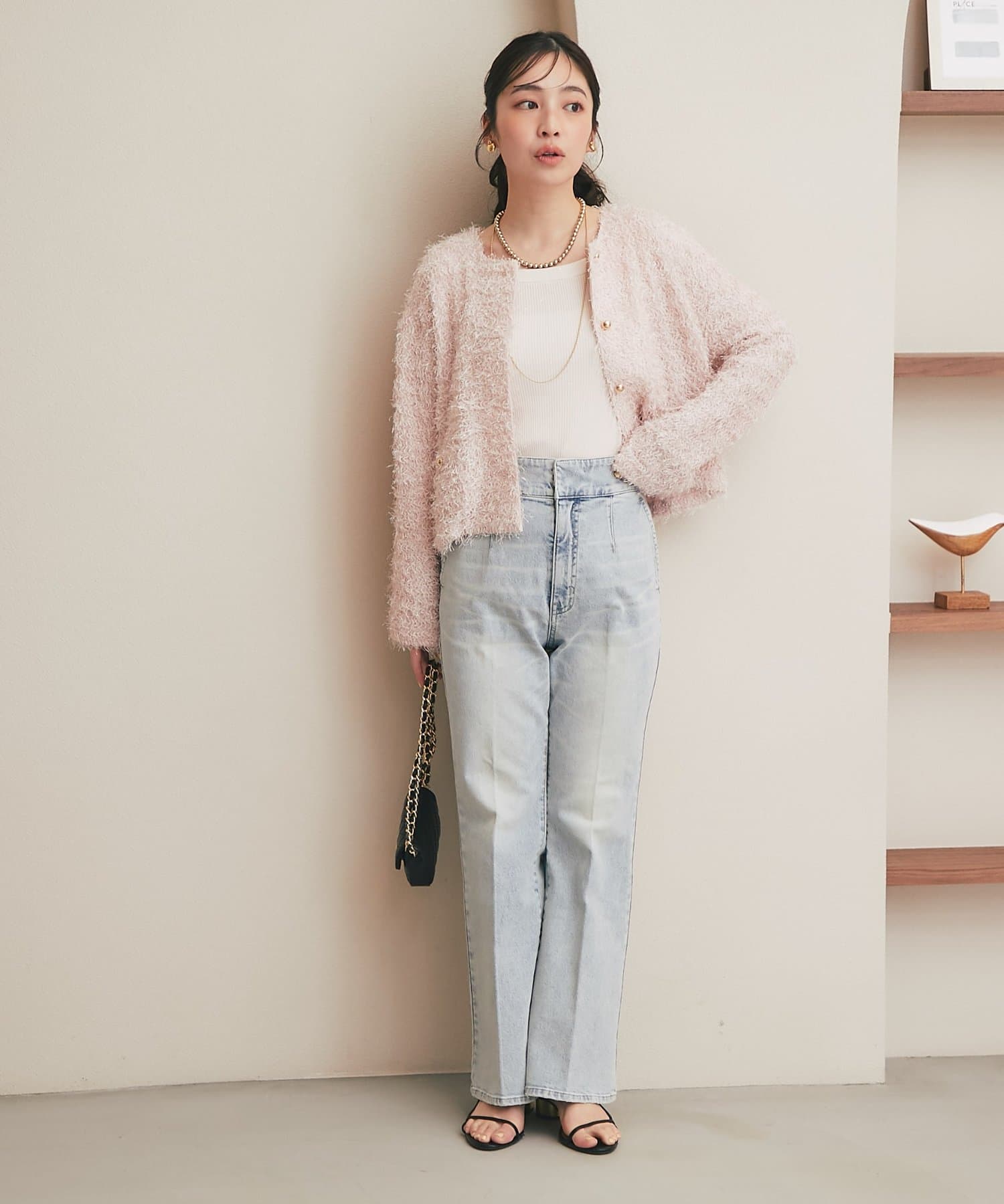 La boutique BonBon(ラブティックボンボン) 【復刻・新色イエロー登場】スパンコールリブオフショル5分袖ニット