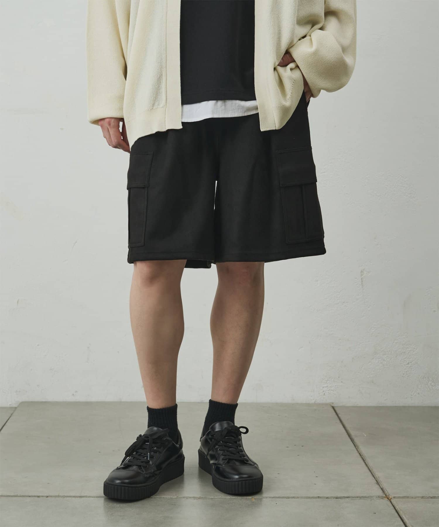 COLONY 2139(コロニー トゥーワンスリーナイン) シンセティックスエードカーゴショーツ