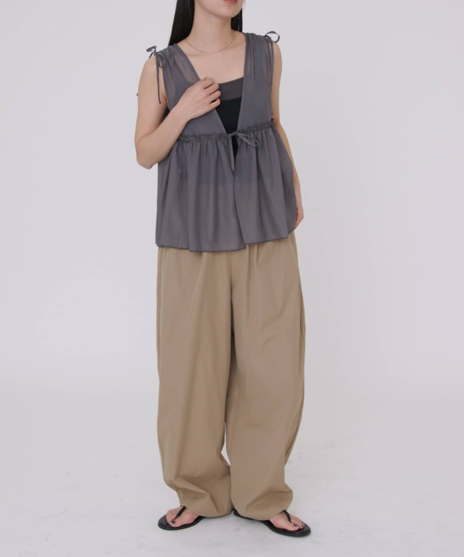 COLONY 2139(コロニー トゥーワンスリーナイン) シアーギャザーリボンベスト