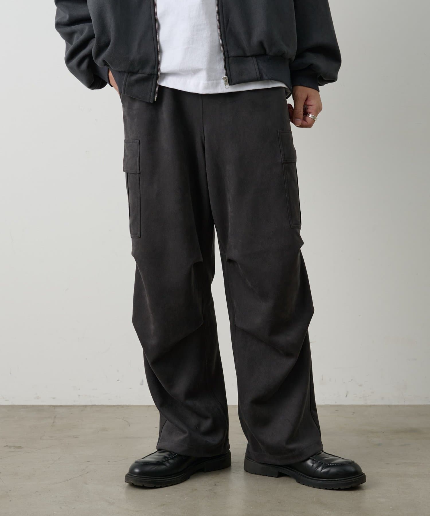 COLONY 2139(コロニー トゥーワンスリーナイン) 【リバイバル/セットアップ対応】シンセティックスエードカーゴパンツ