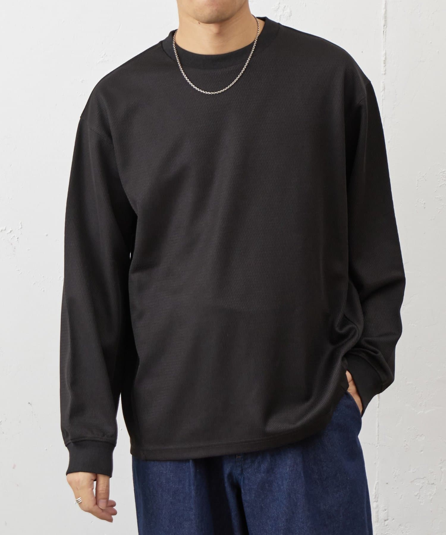 COLONY 2139(コロニー トゥーワンスリーナイン) ハニカムクルーネックプルオーバー