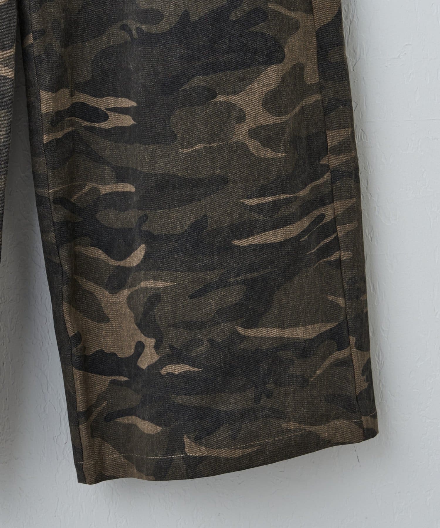 DISCOAT(ディスコート) 【Enlude】アソート総柄ワイドレッグパンツ《ユニセックス》