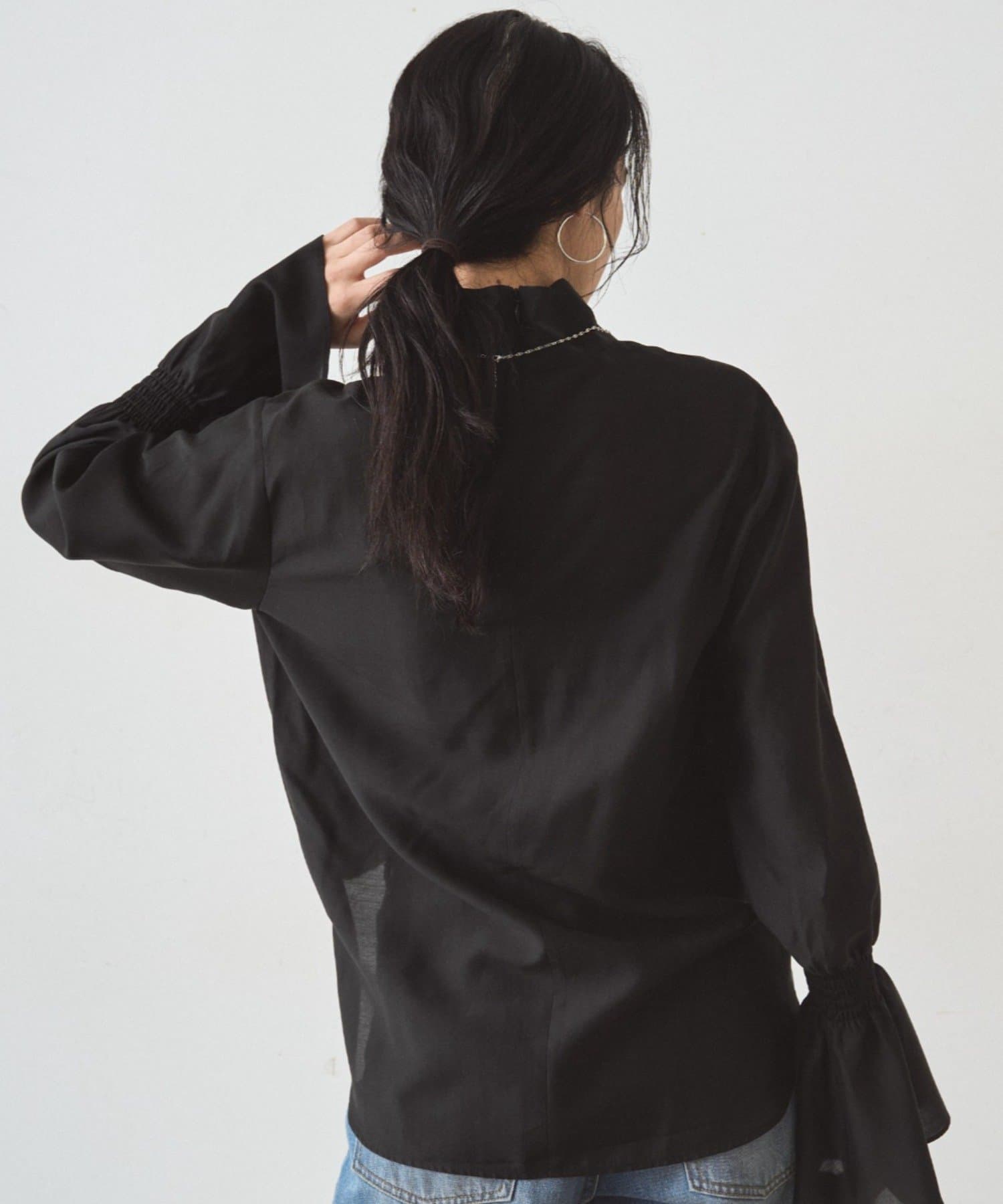 LOUNGEDRESS(ラウンジドレス) シアーハイネックブラウス