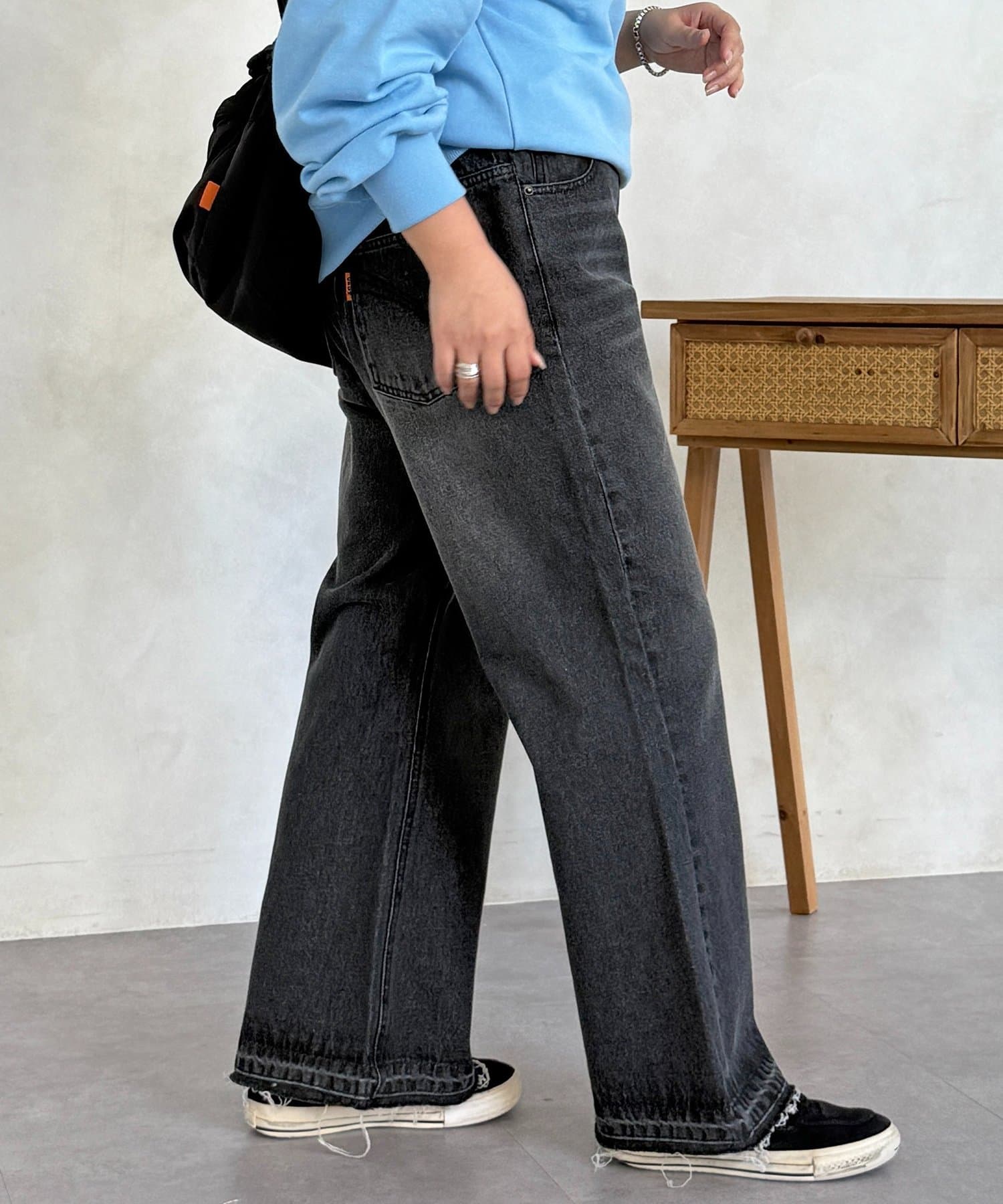 CPCM(シーピーシーエム) ワイドフレアパンツ