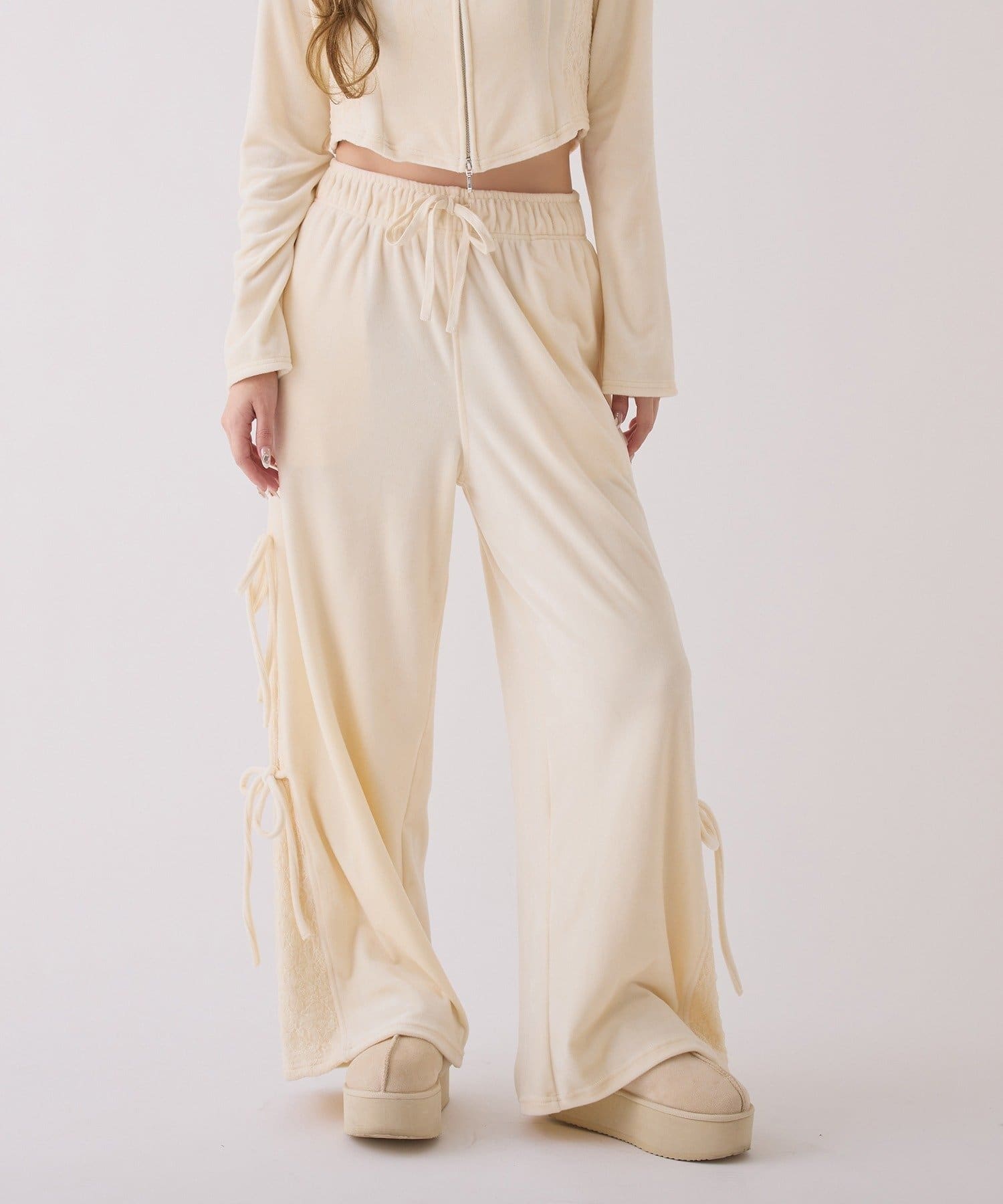 NICE CLAUP / OLIVE des OLIVE OUTLET(ナイスクラップ  / オリーブ デ オリーブ アウトレット) 【one after another】サイドレースベロアリボンパンツ