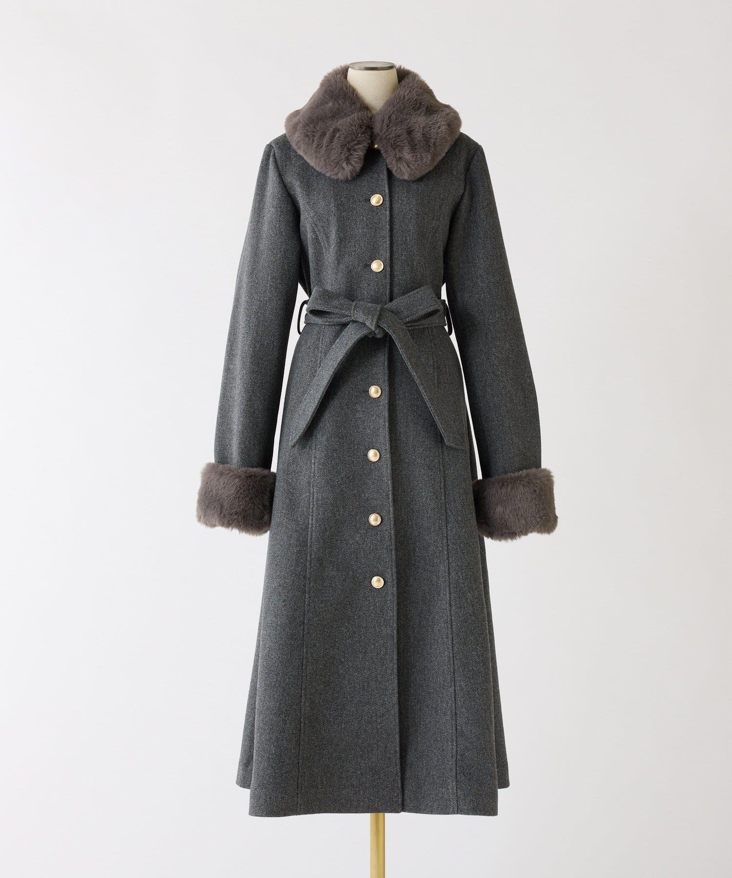 one after another NICE CLAUP(ワンアフターアナザー ナイスクラップ) 【サイス展開あり】襟/袖ファーマルチリボンロングコート