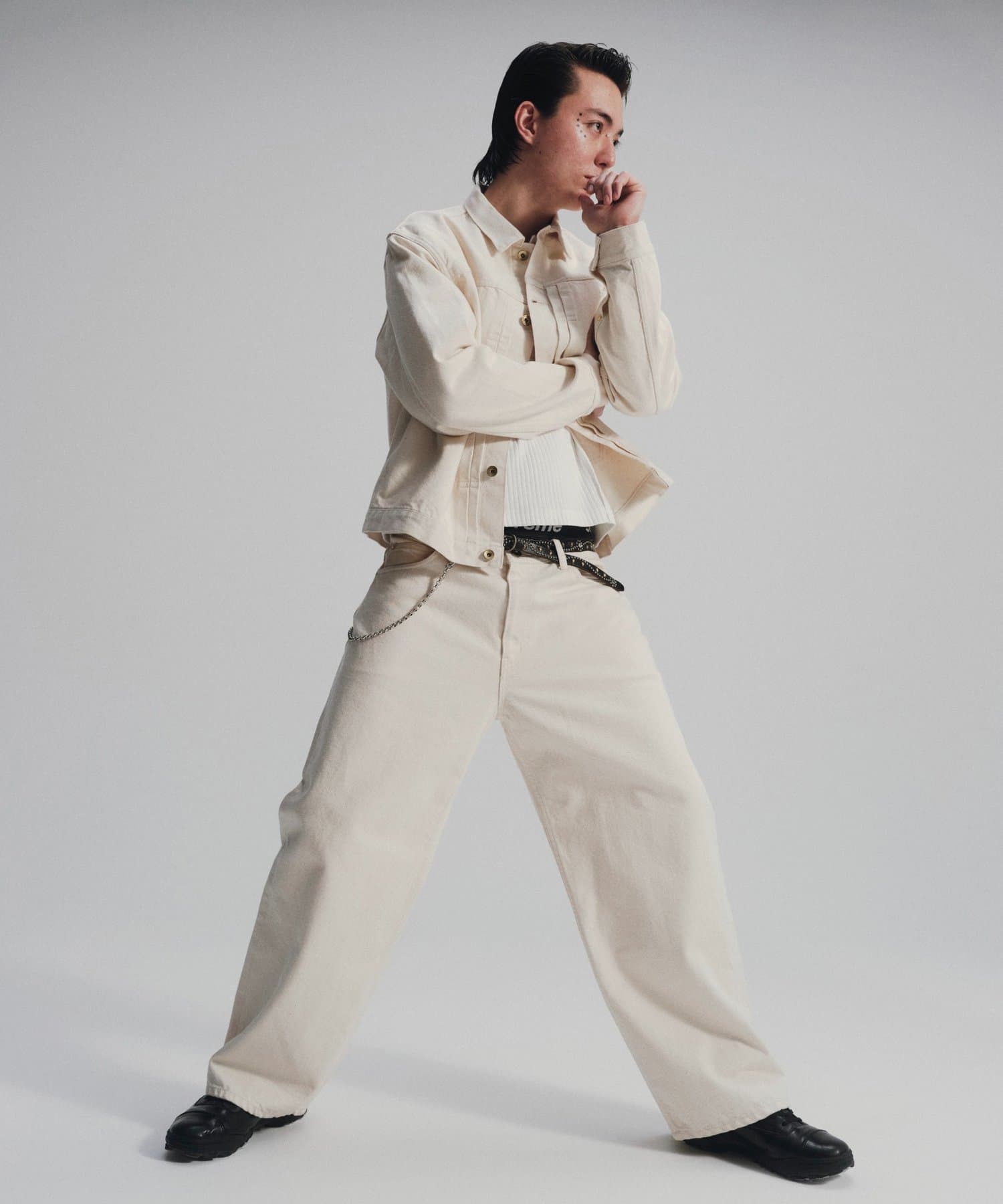 WHO’S WHO gallery(フーズフーギャラリー) 【Sourcream】セルビッチデニムパンツ