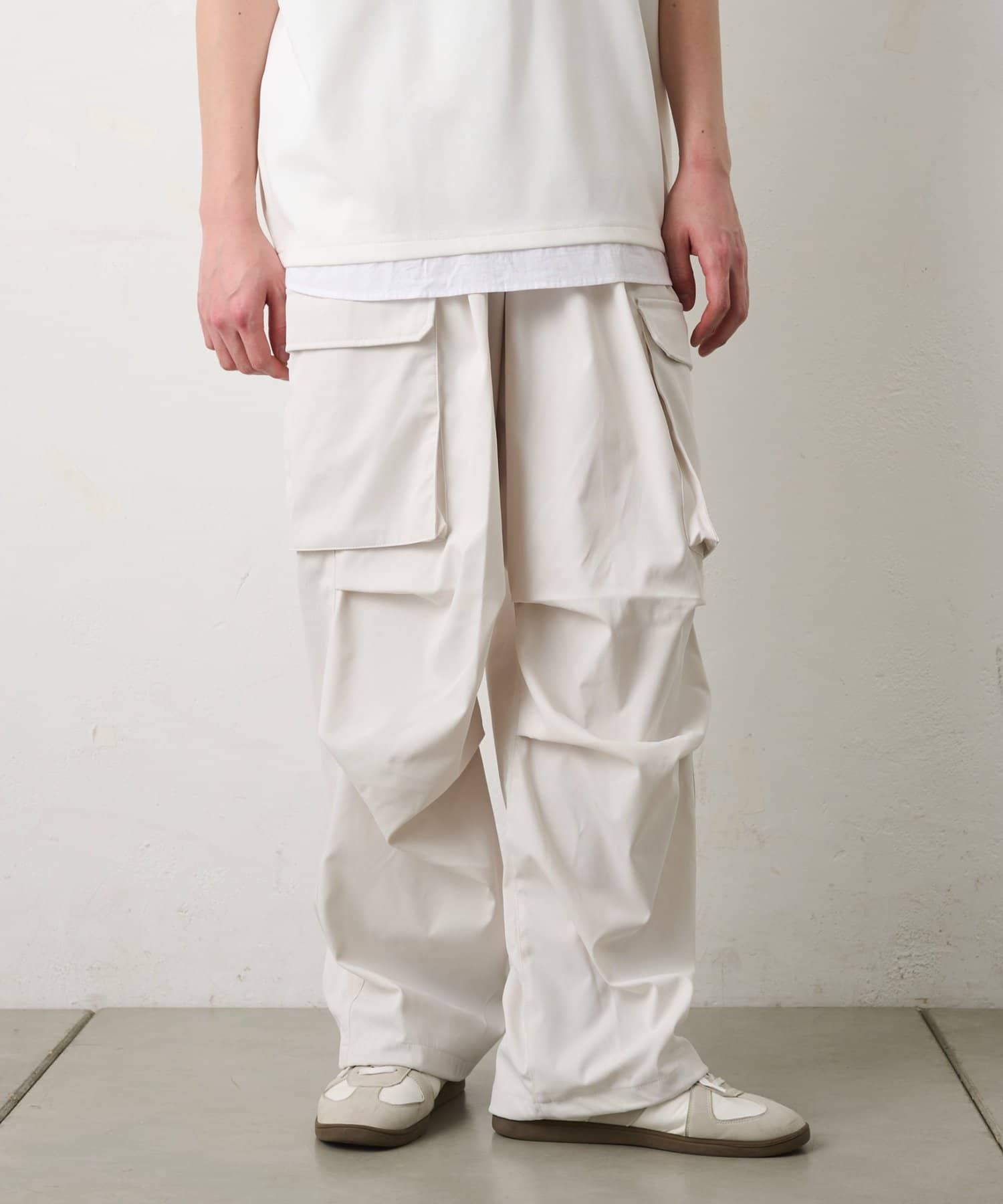 COLONY 2139(コロニー トゥーワンスリーナイン) ストレッチツイルカーゴパンツ