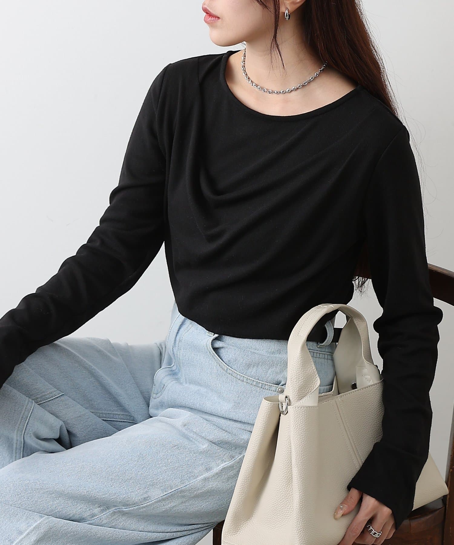 COLONY 2139(コロニー トゥーワンスリーナイン) レイヤード風カットトップス