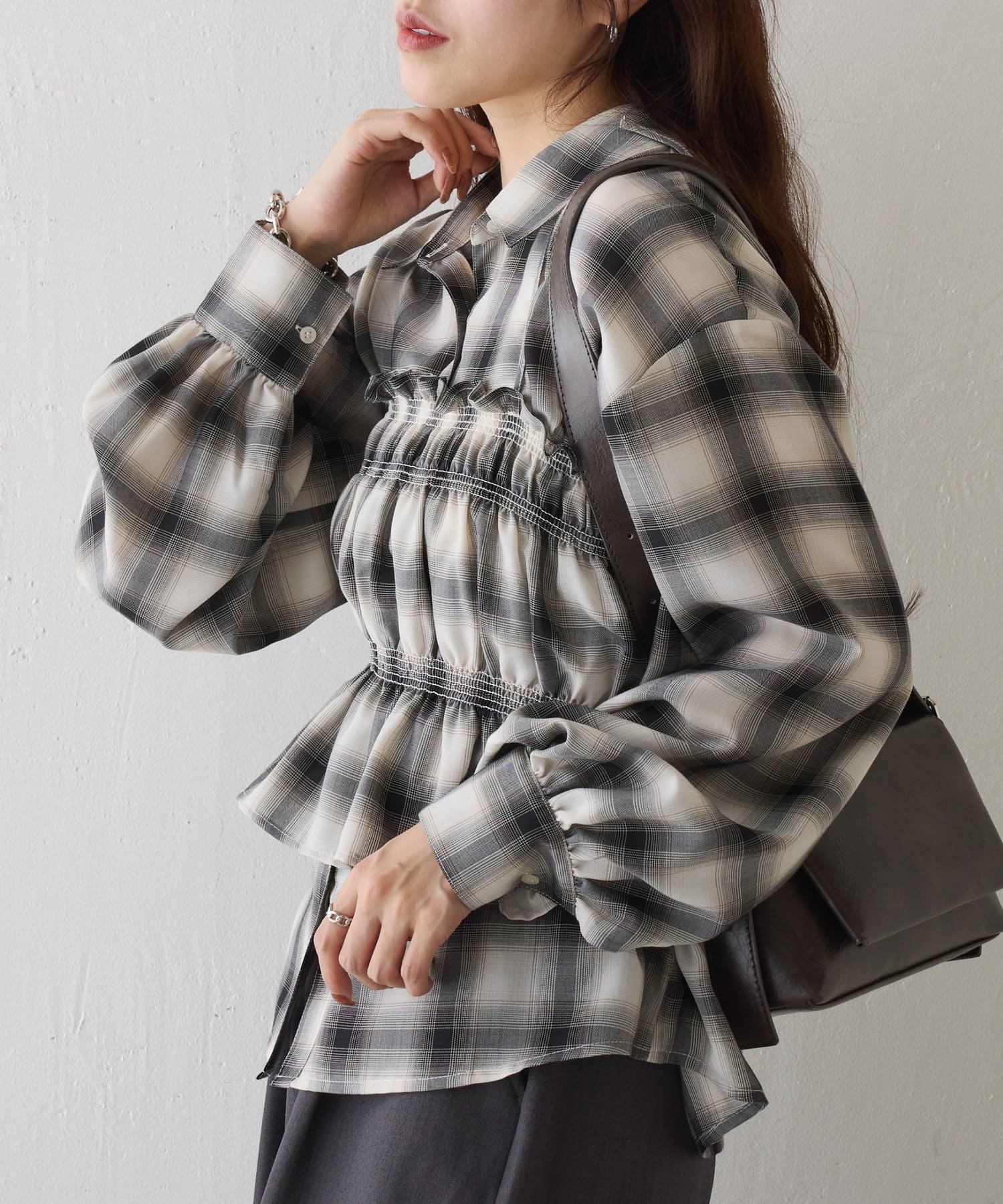 COLONY 2139(コロニー トゥーワンスリーナイン) 【WEB限定】オンブレチェックビスチェセットシャツ