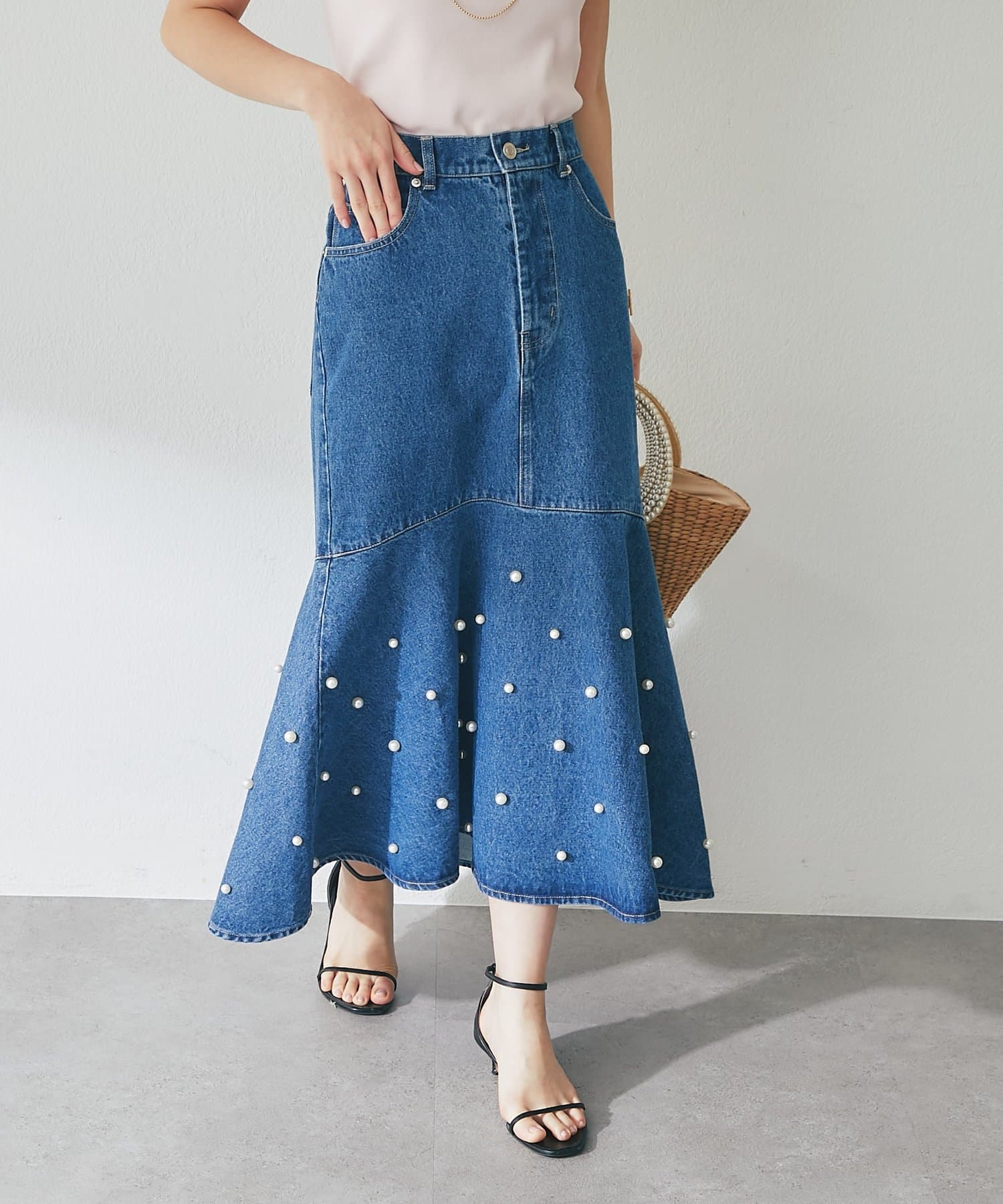 La boutique BonBon(ラブティックボンボン) パール付きデニムマーメイドスカート