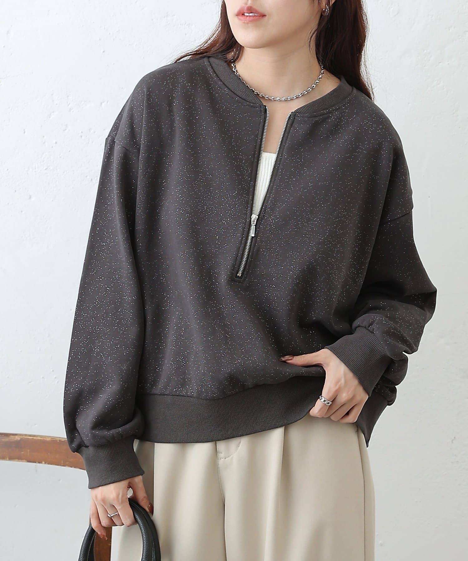 COLONY 2139(コロニー トゥーワンスリーナイン) ラメ裏毛ハーフジッププルオーバー