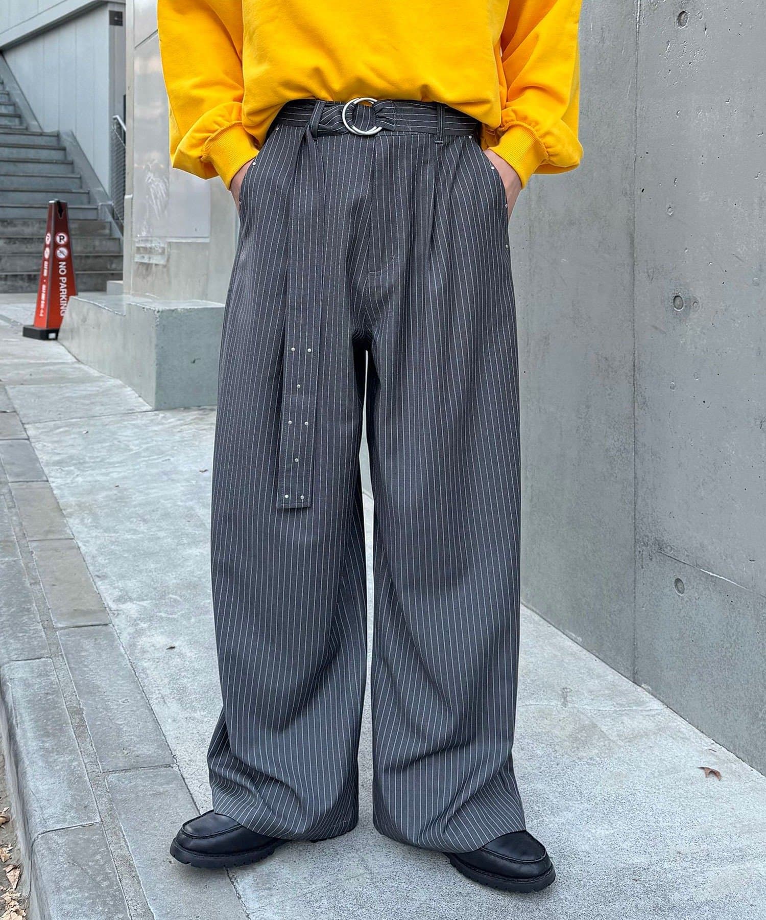 CIAOPANIC(チャオパニック) ベルト付きピンストライプスタッズワイドスラックス