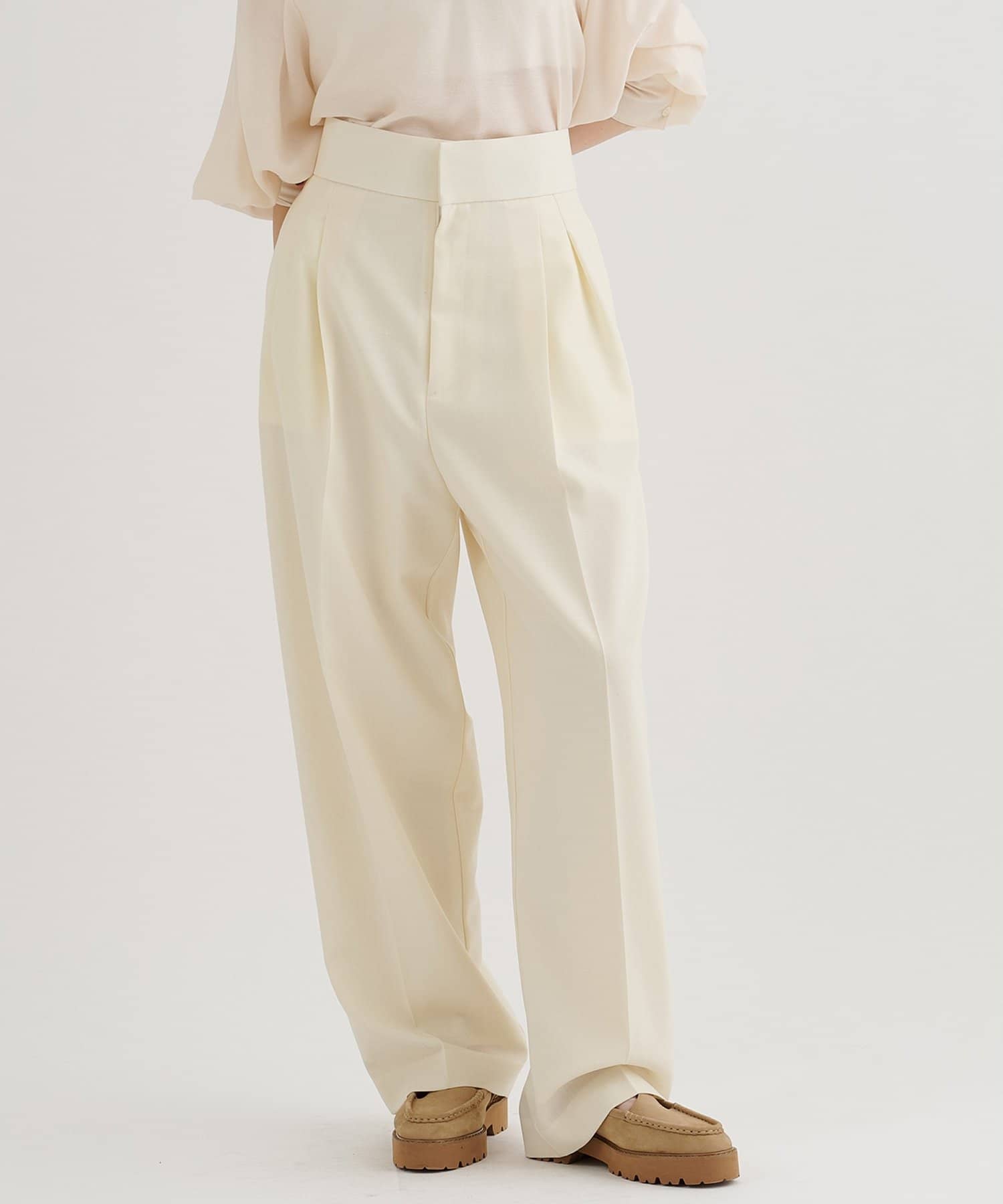 Whim Gazette(ウィム ガゼット) ハイウエストタックパンツ