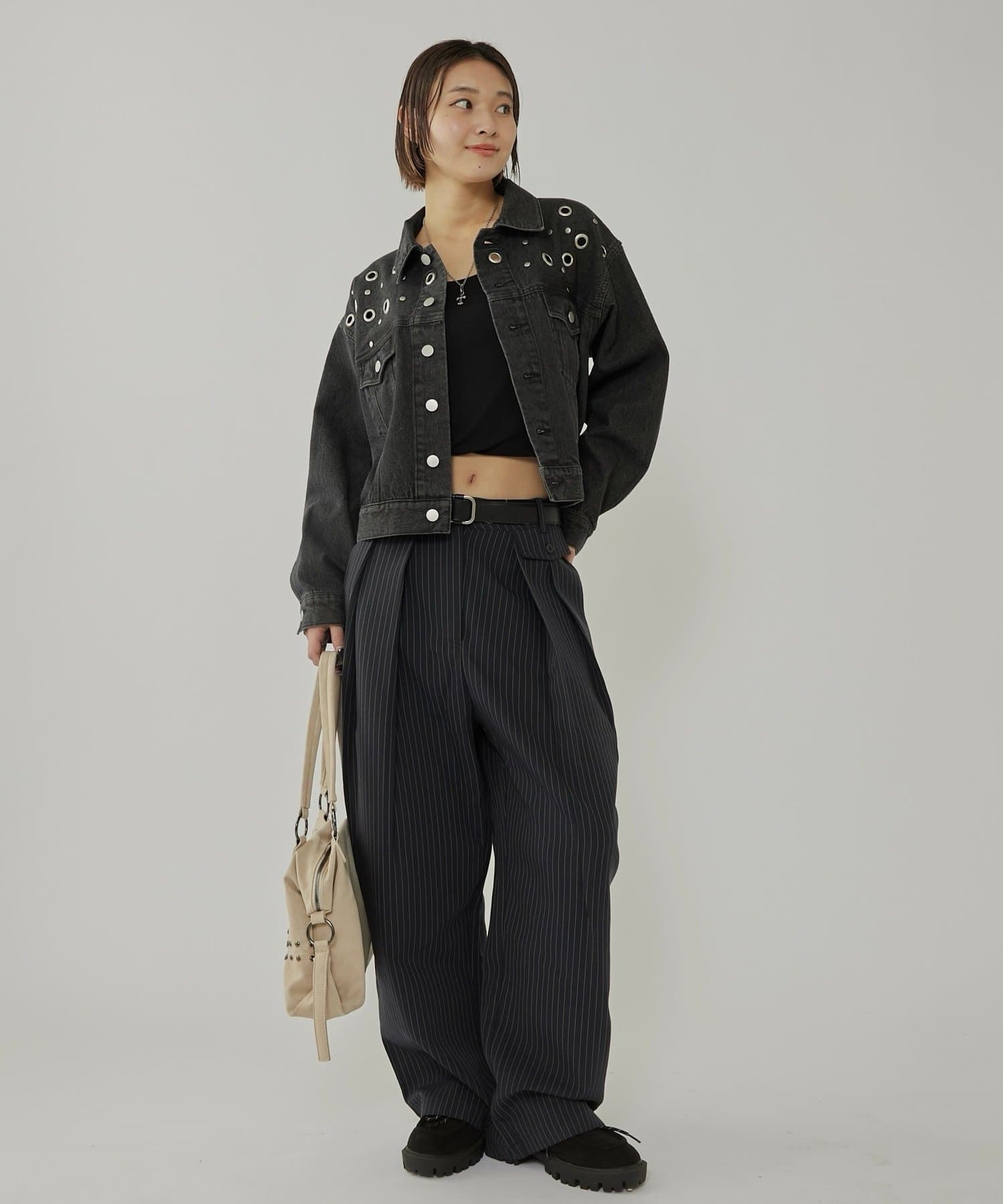 WHO’S WHO gallery(フーズフーギャラリー) ハトメデニムジャケット